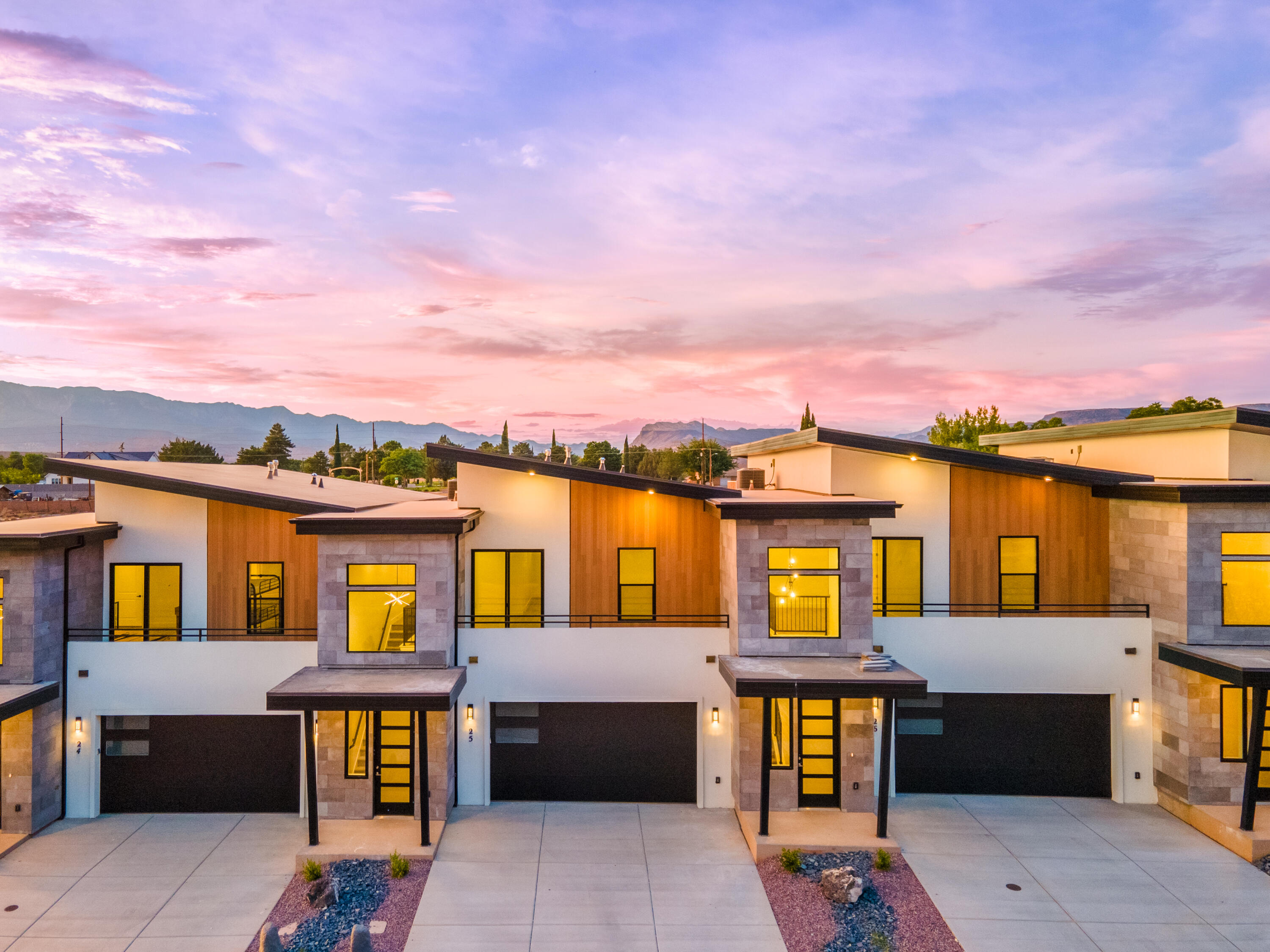 306 E 500 N #3, Hurricane, UT 84737 — photo 1