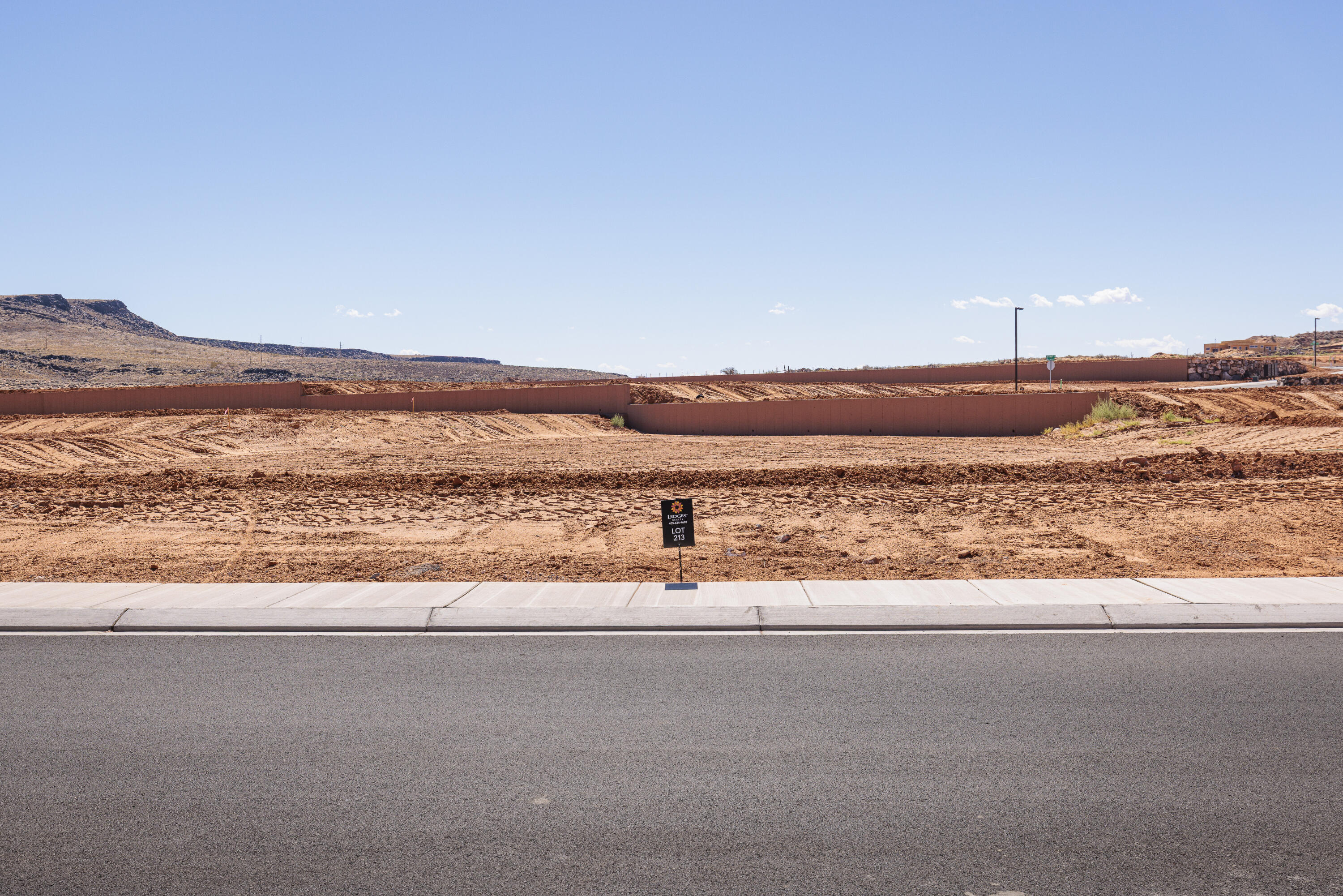Yellow Knolls Drive 213, St George, UT 84770 — photo 1