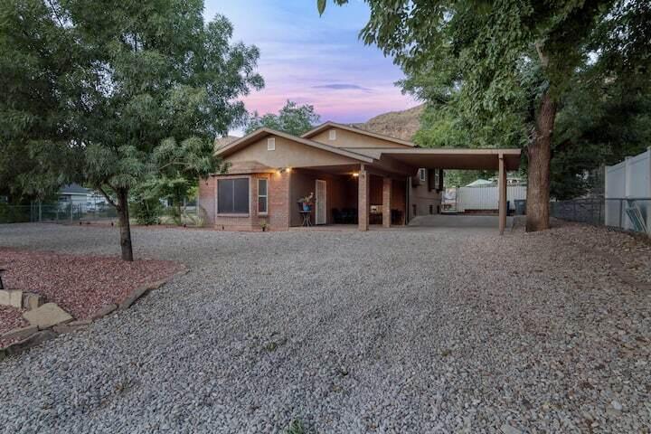 65 S MAIN ST, La Verkin, UT 84745 — photo 1