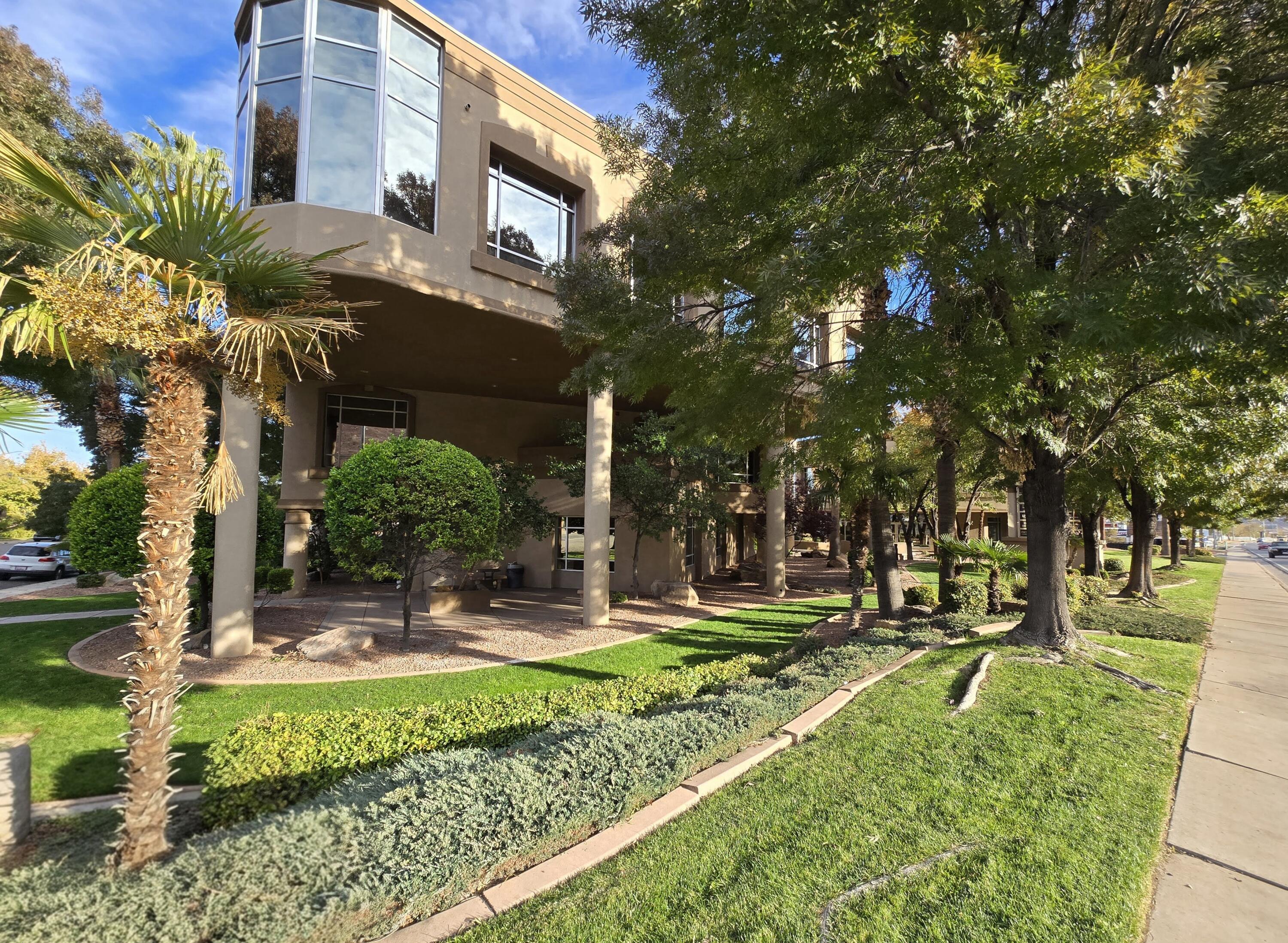619 South Bluff St, #201B, St George, UT 84770 — photo 1