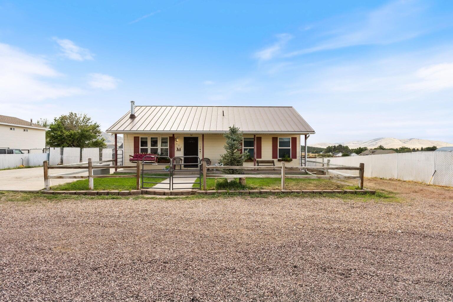 464 S 150 E, Enterprise, UT 84725 — photo 1
