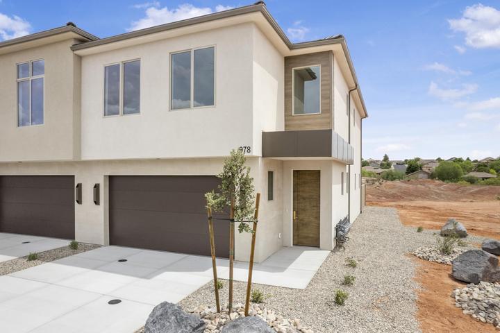 959 N Manen ST, Washington, UT 84780 — photo 1