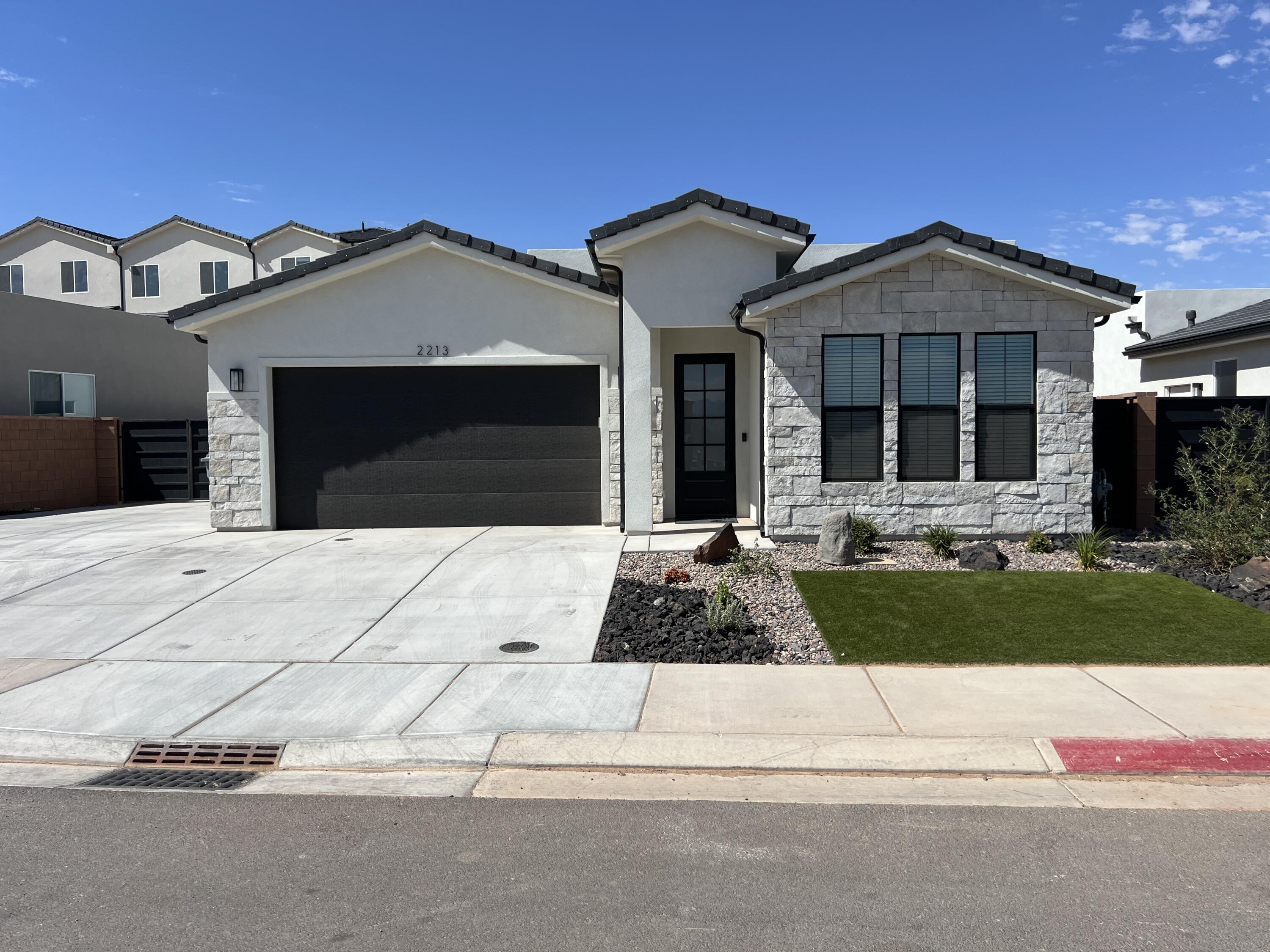 2213 W 320 S, Hurricane, UT 84737 — photo 1