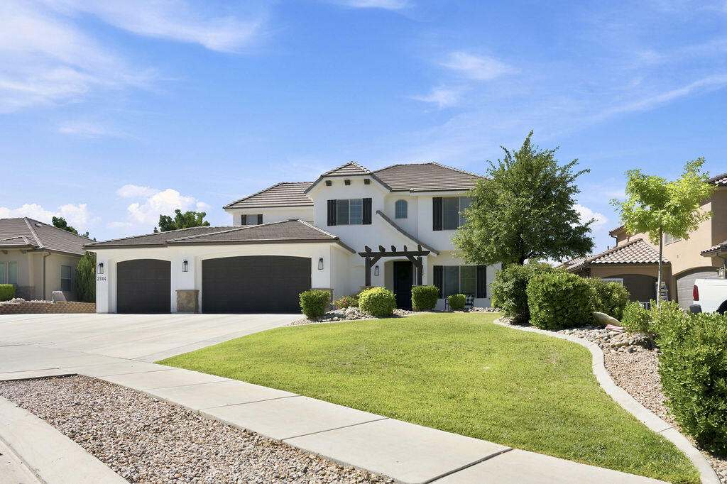 2744 E Carmine DR, St George, UT 84790 — photo 1