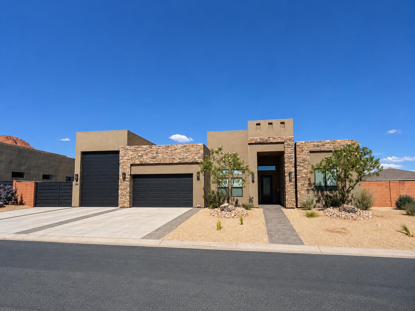 253 S 660 W, Ivins, UT 84738 — photo 1