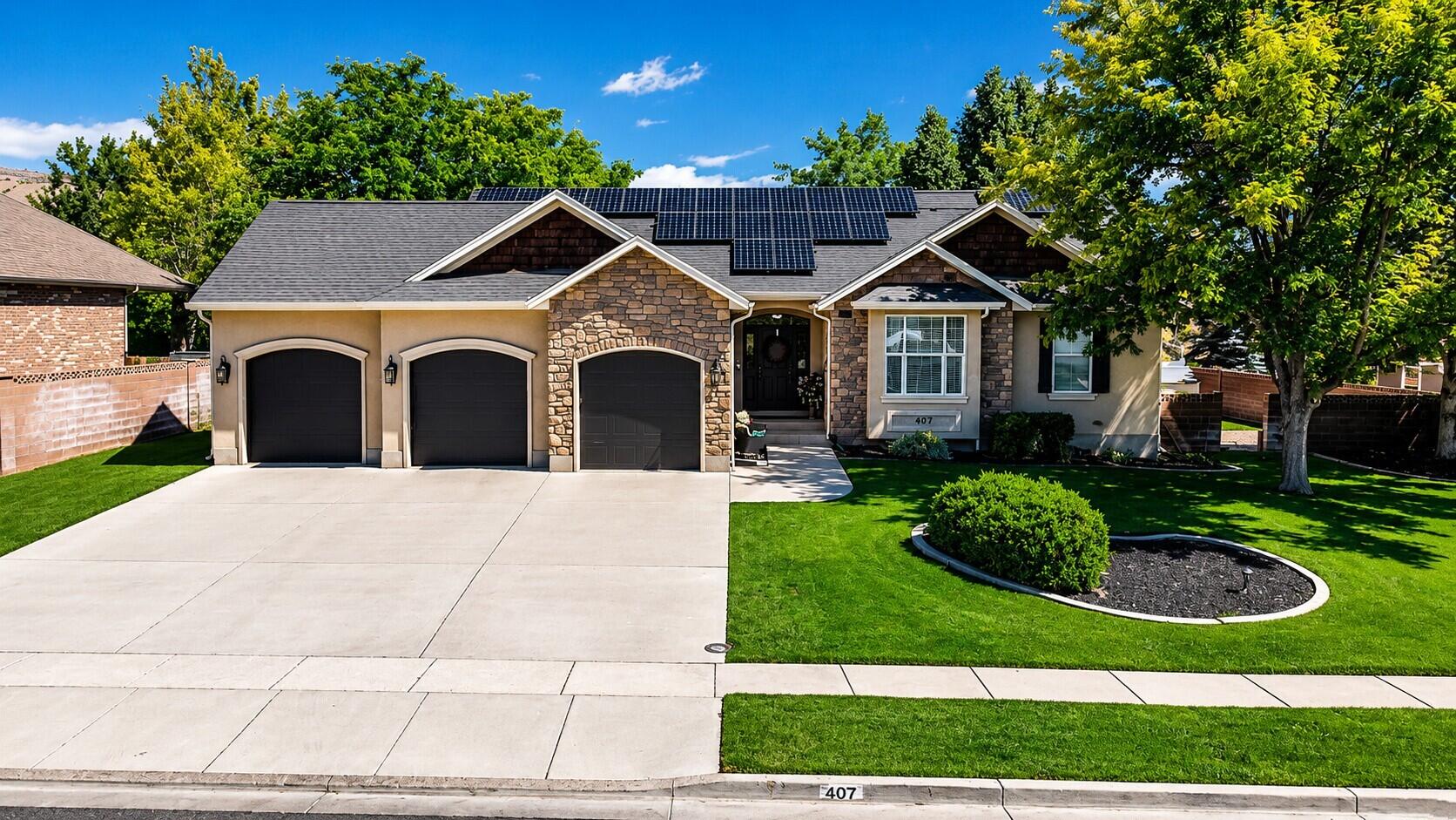 407 E 950 N, Richfield, UT 84701 — photo 1
