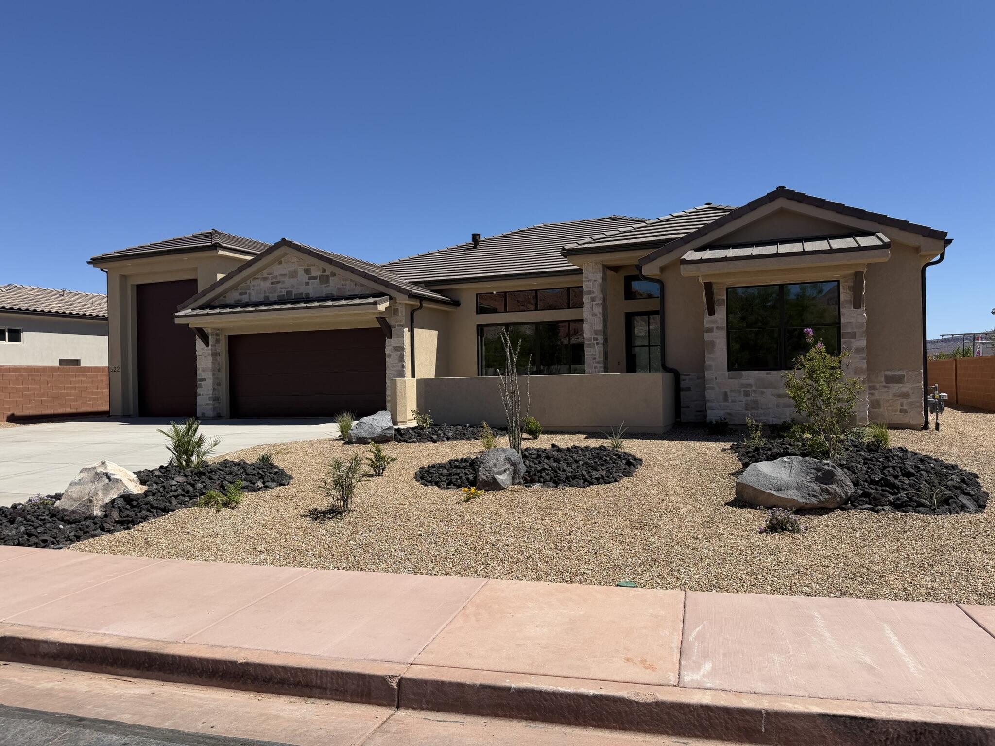 522 W Ithaca DR, Ivins, UT 84738 — photo 1