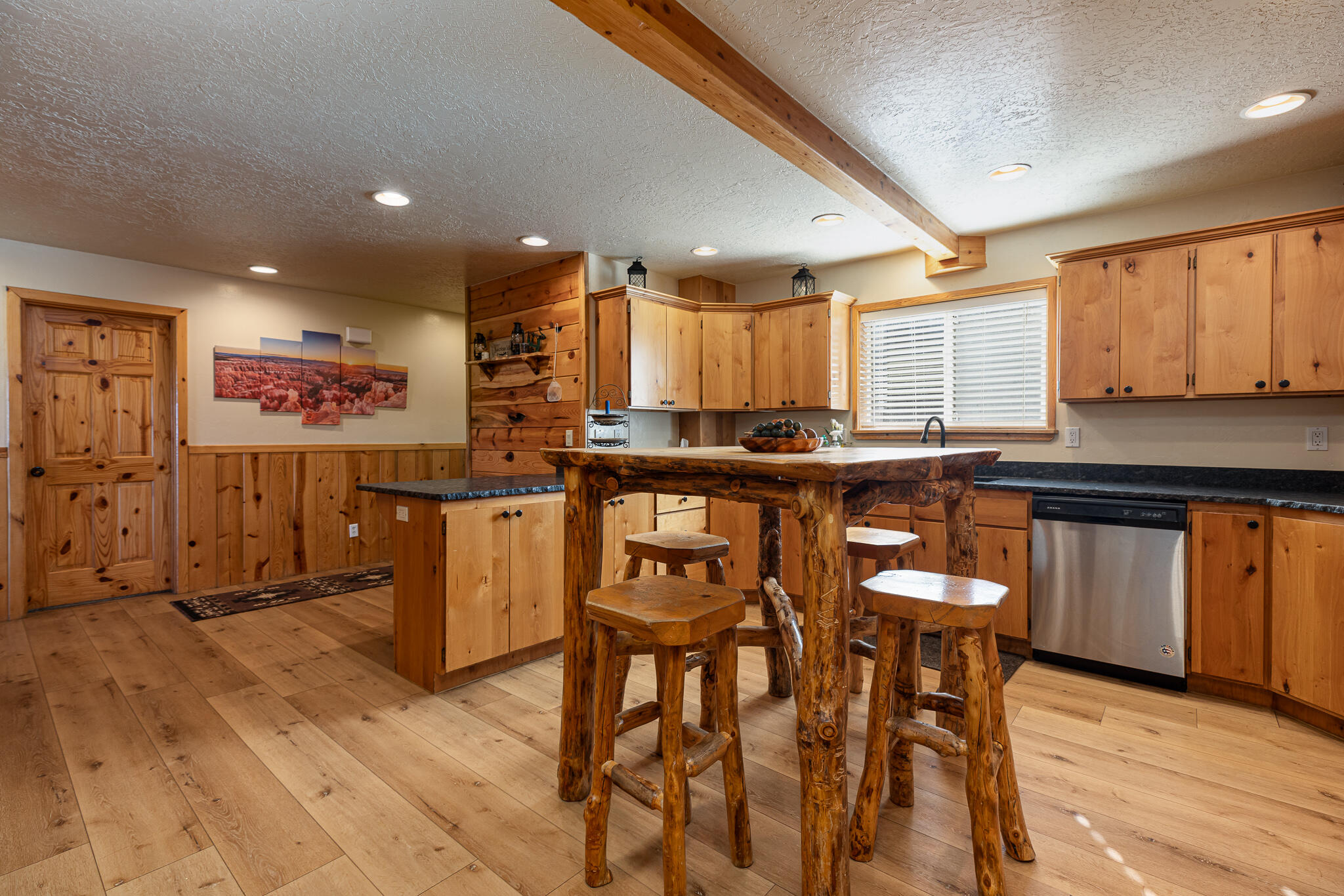 1505 W Elk Ridge DR, Duck Creek, UT 84762 — photo 1