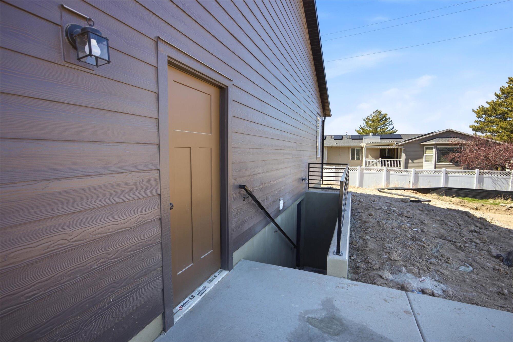 816 S 1300 E, Spanish Fork, UT 84660 — photo 1