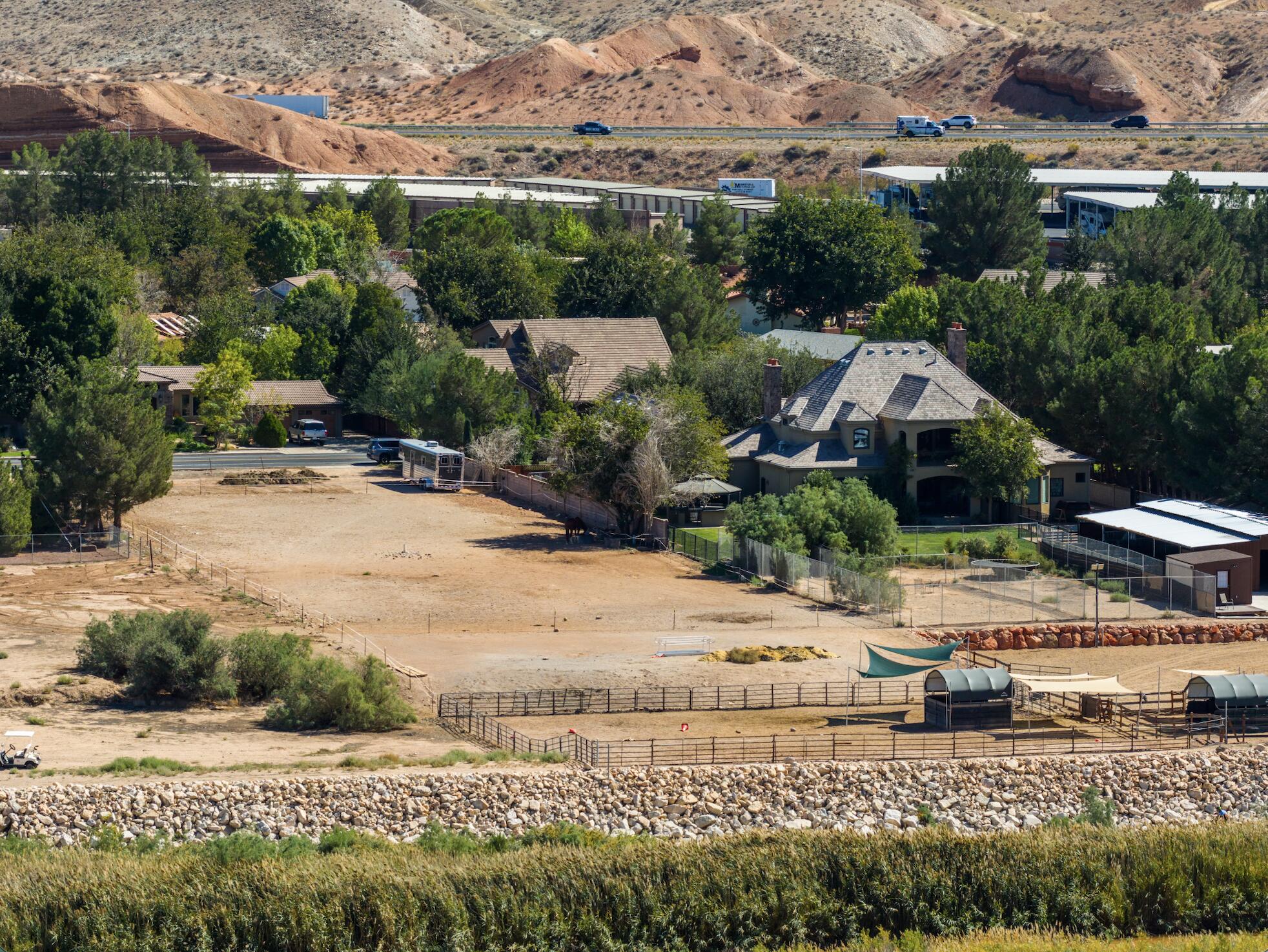 3752 Sugar Leo RD, St George, UT 84790 — photo 1