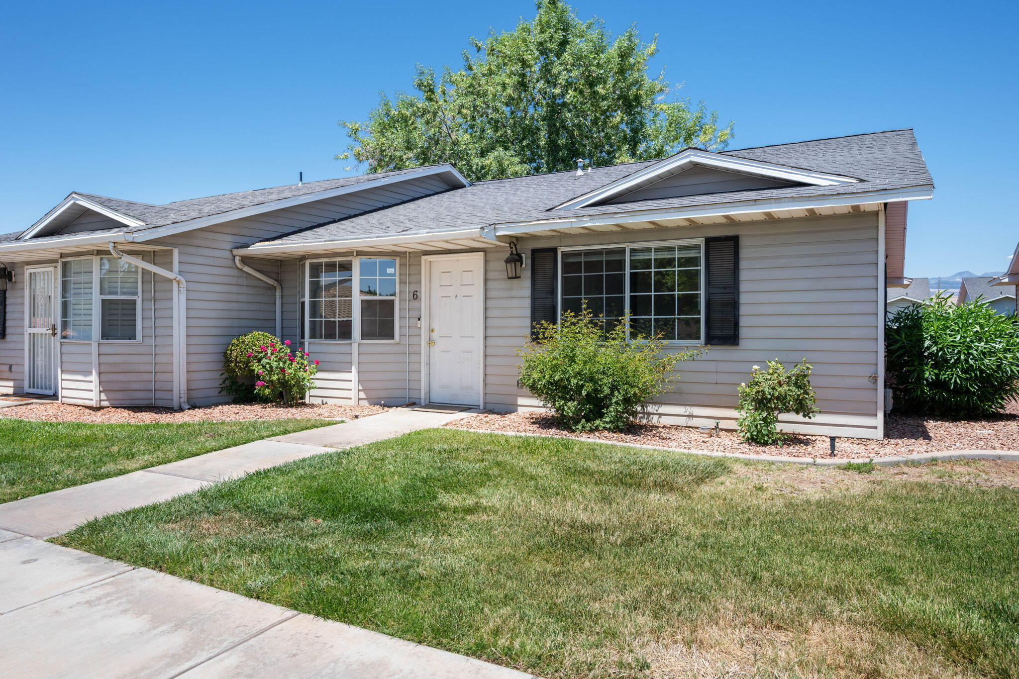 1015 S River RD 6, St George, UT 84790 — photo 1