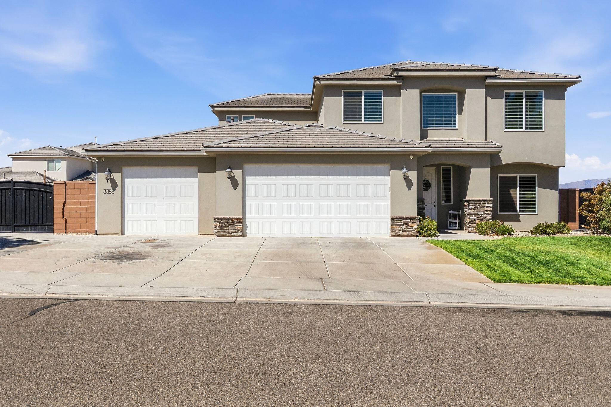3358 S MARIETTA DR, St George, UT 84790 — photo 1