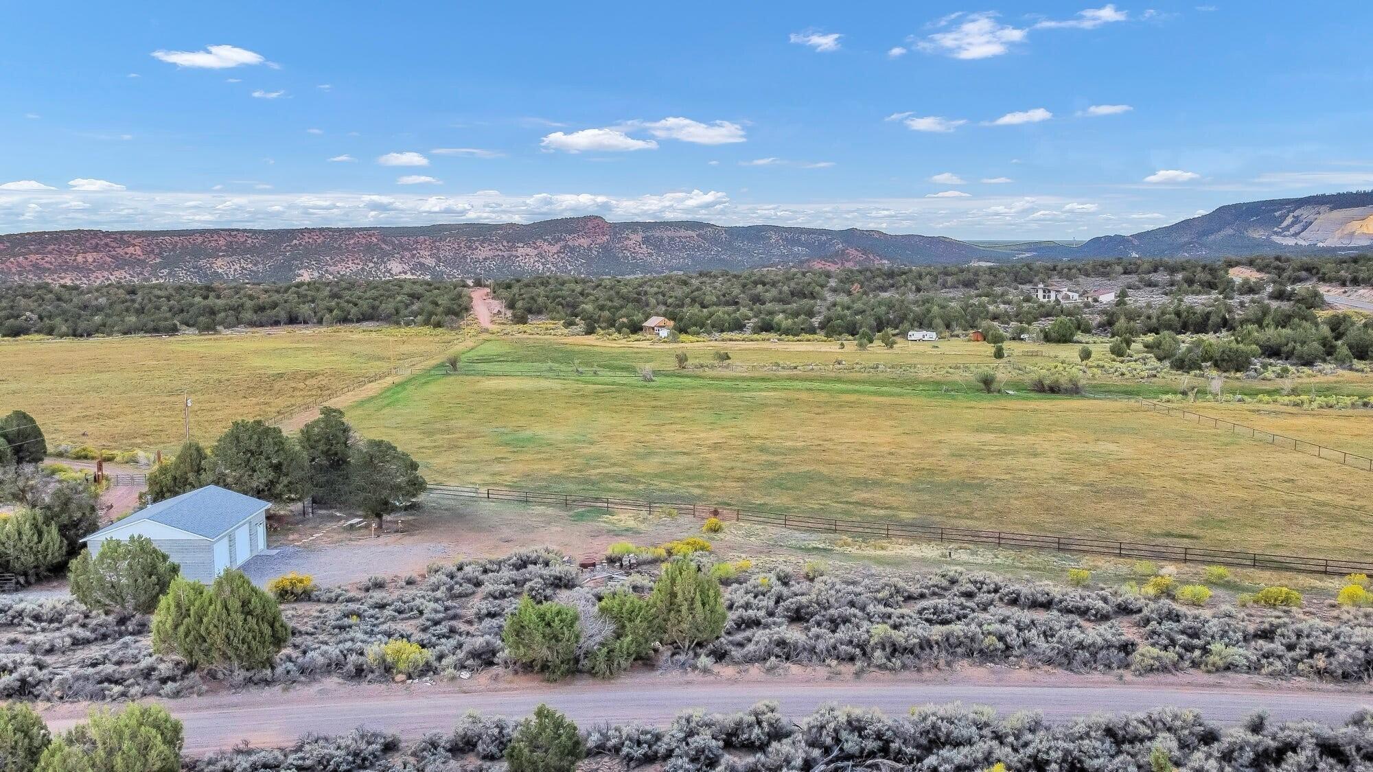 713 W Eagle View Ranch, Teasdale, UT 84773 — photo 1