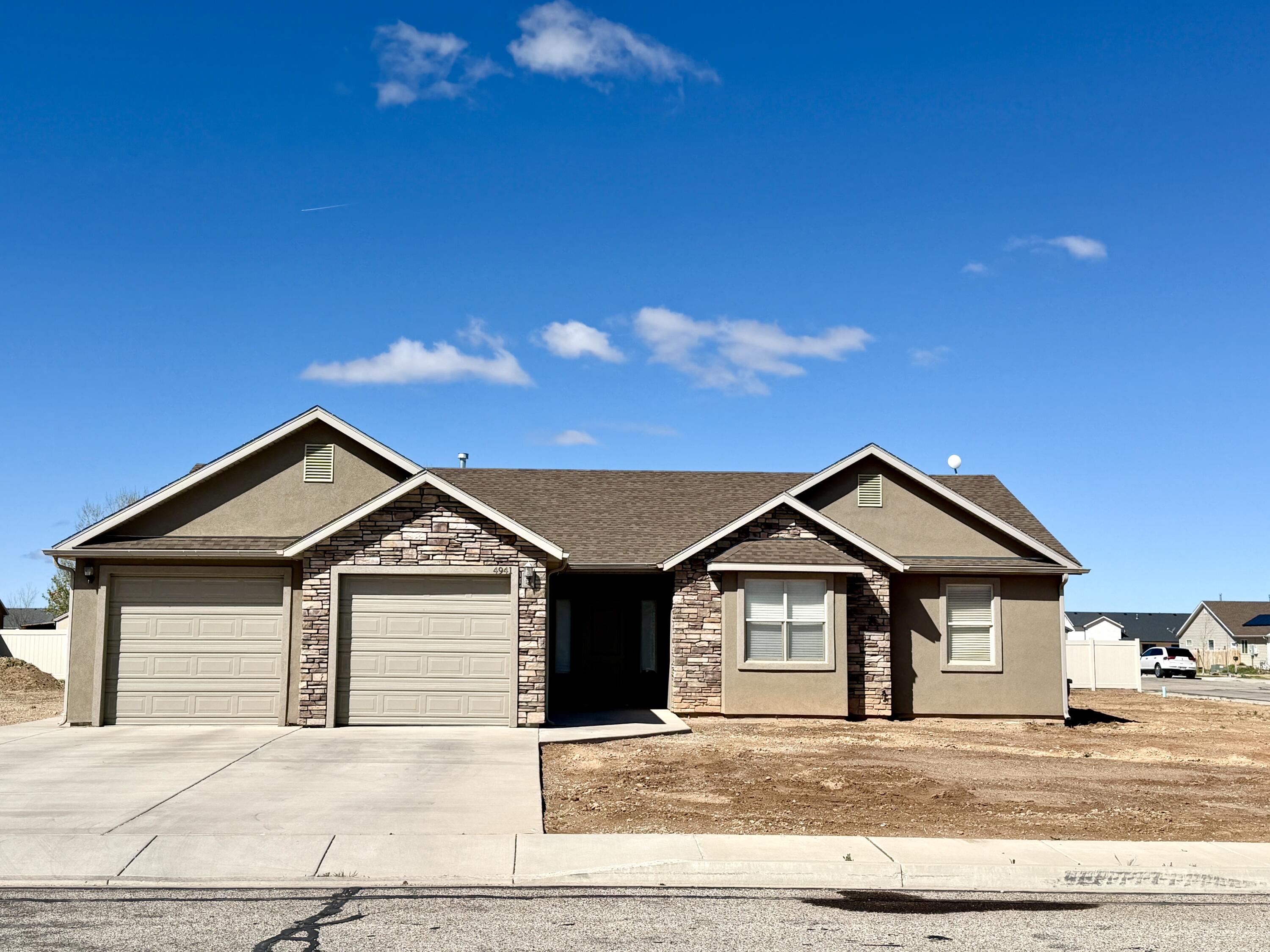 4941 N Bald Eagle DR