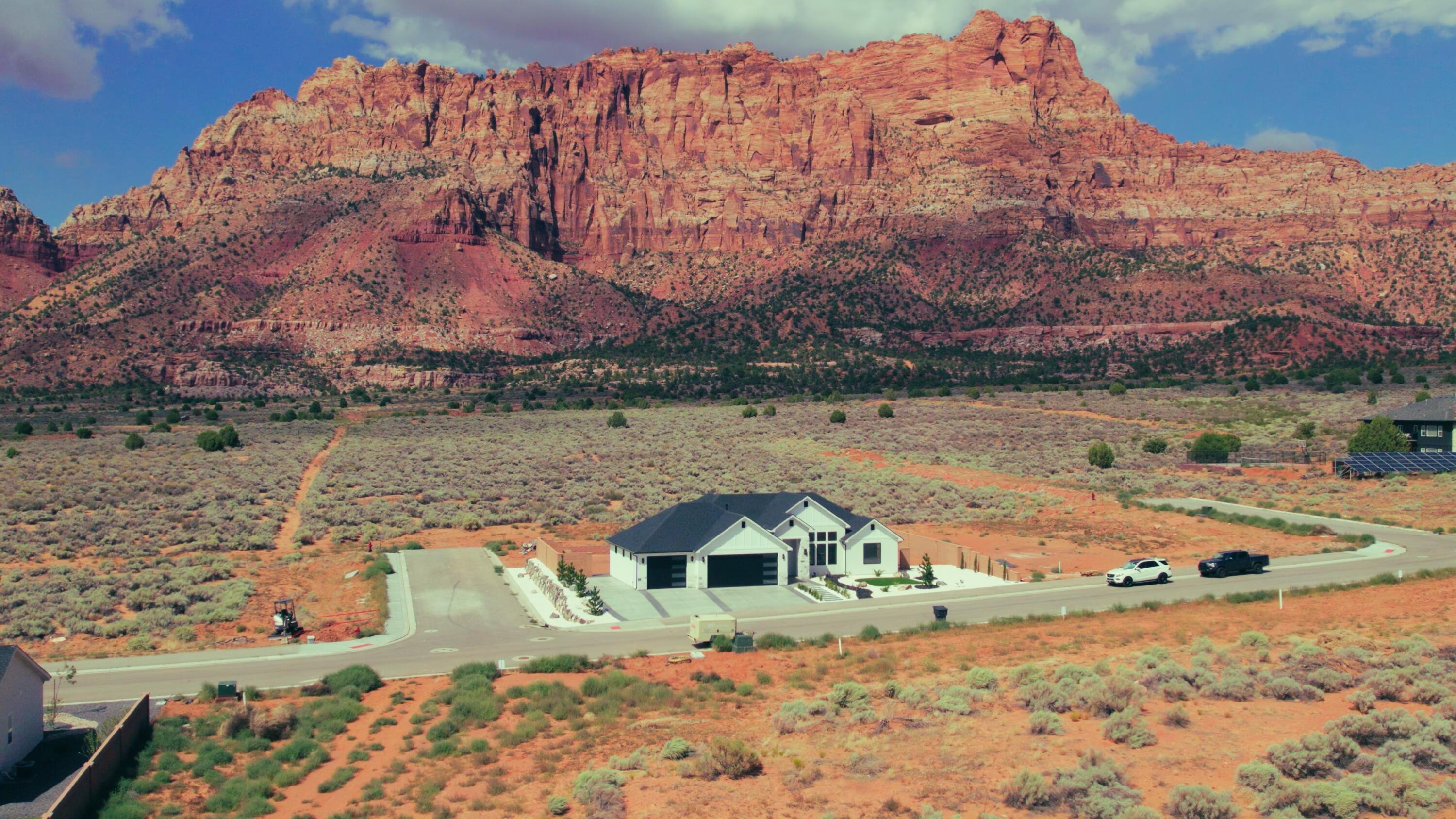 Kokopelli Street 20, Hildale, UT 84784 — photo 1