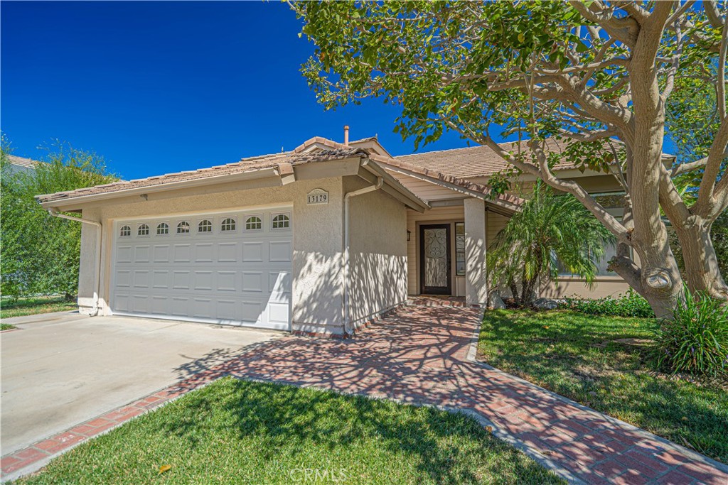 13179 View Mesa Street, Moorpark, CA 93021 — photo 1