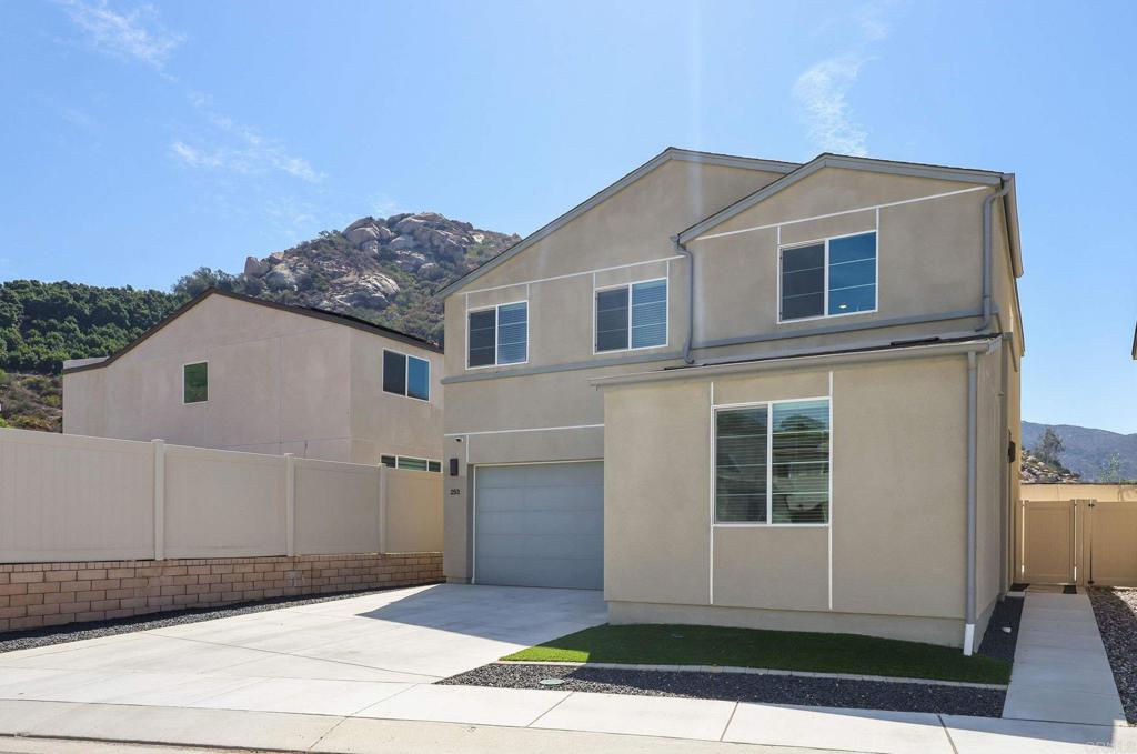 253 Paddock Lane, Fallbrook, CA 92028 — photo 1