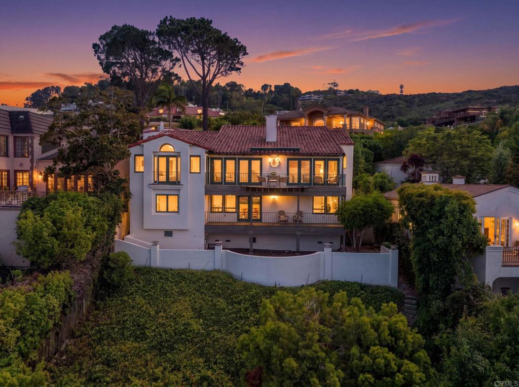 7631 Hillside Drive, La Jolla, CA 92037 — photo 1