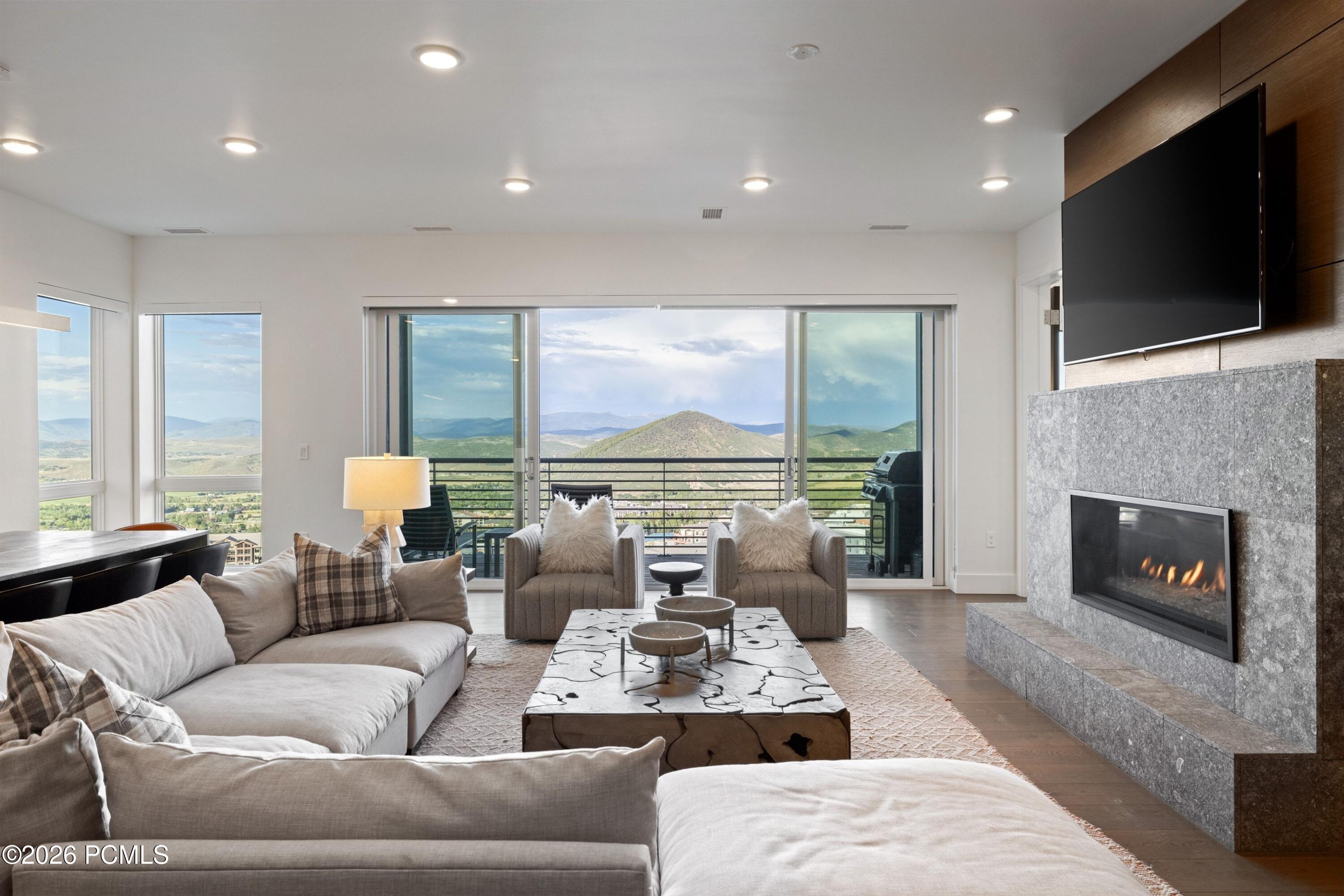 2752 W High Mountain Road 306, Park City, UT 84098 — photo 1