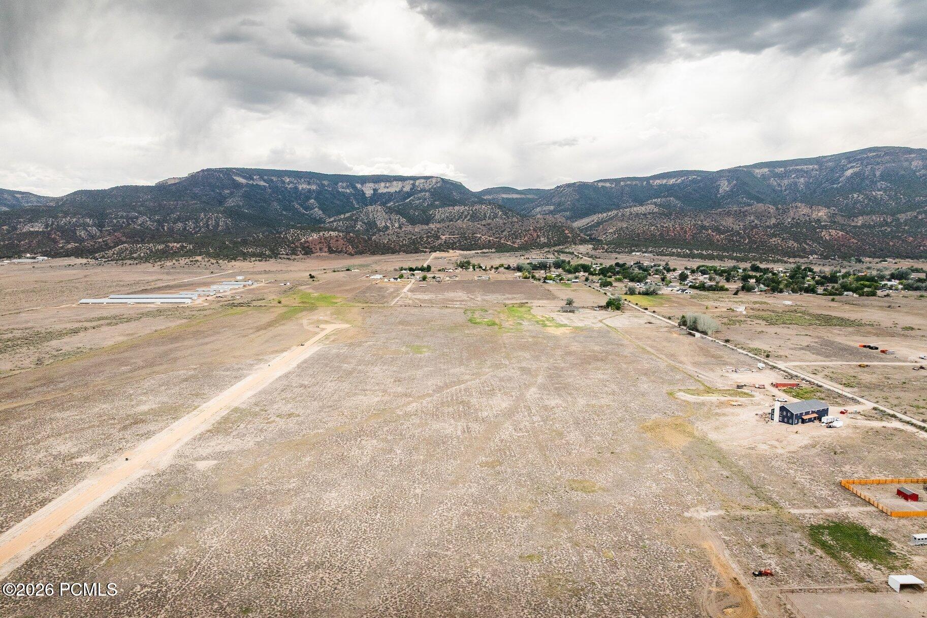 805 E 14250 N 7, Wales, UT 84667