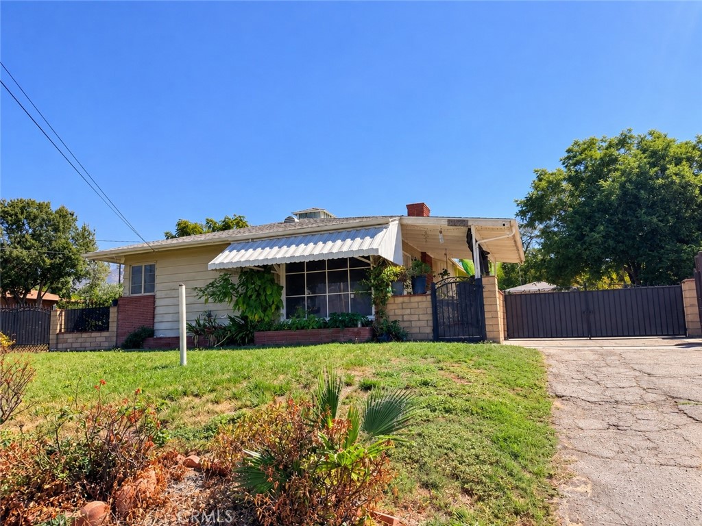 11651 Vista, Yucaipa, CA 92399 — photo 1