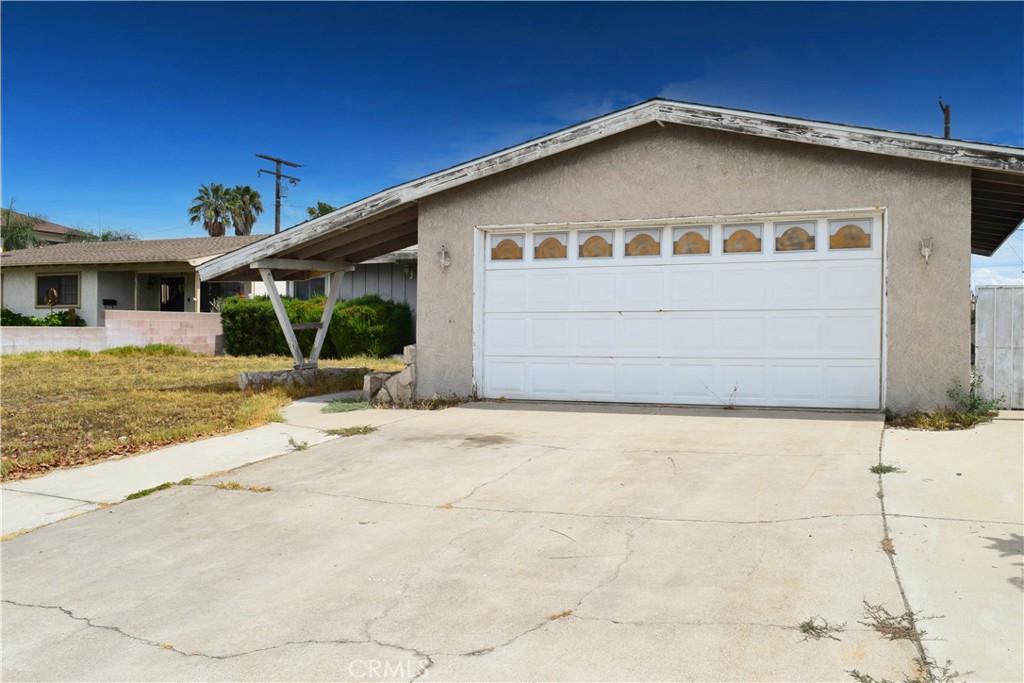 8175 Pepper, Fontana, CA 92335 — photo 1