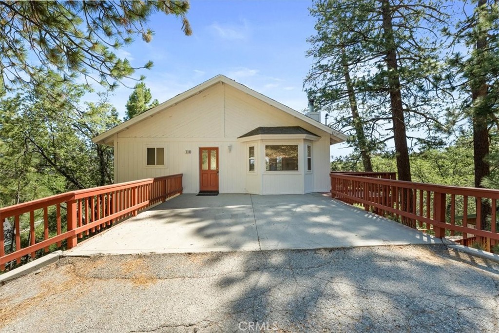 530 Villa Grove, Big Bear City, CA 92314 — photo 1