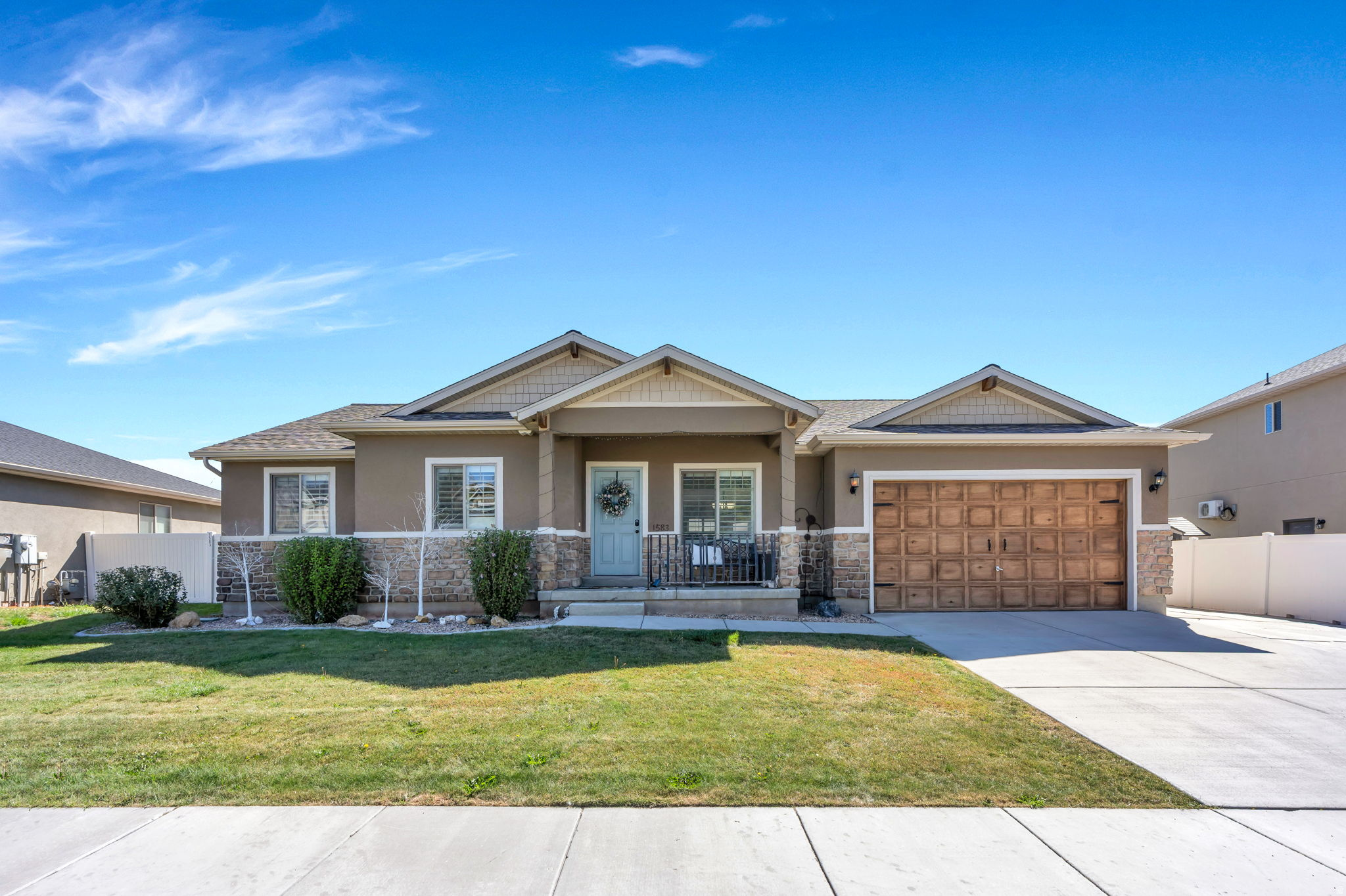 1583 S SPRING CREEK DR, Lehi, UT 84043 — photo 1