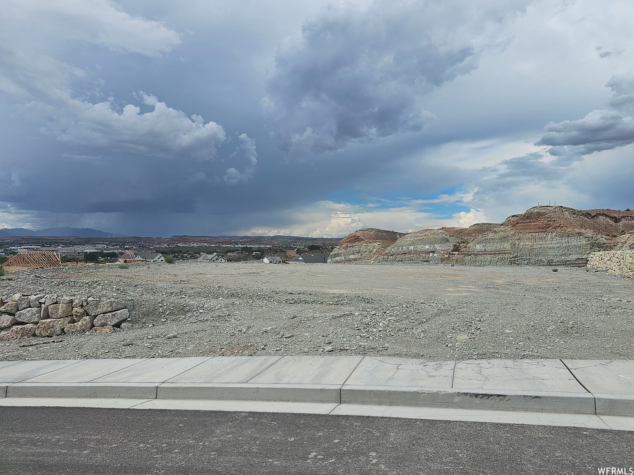 1029 E TOMAHAWK DR, Washington, UT 84780 — photo 1
