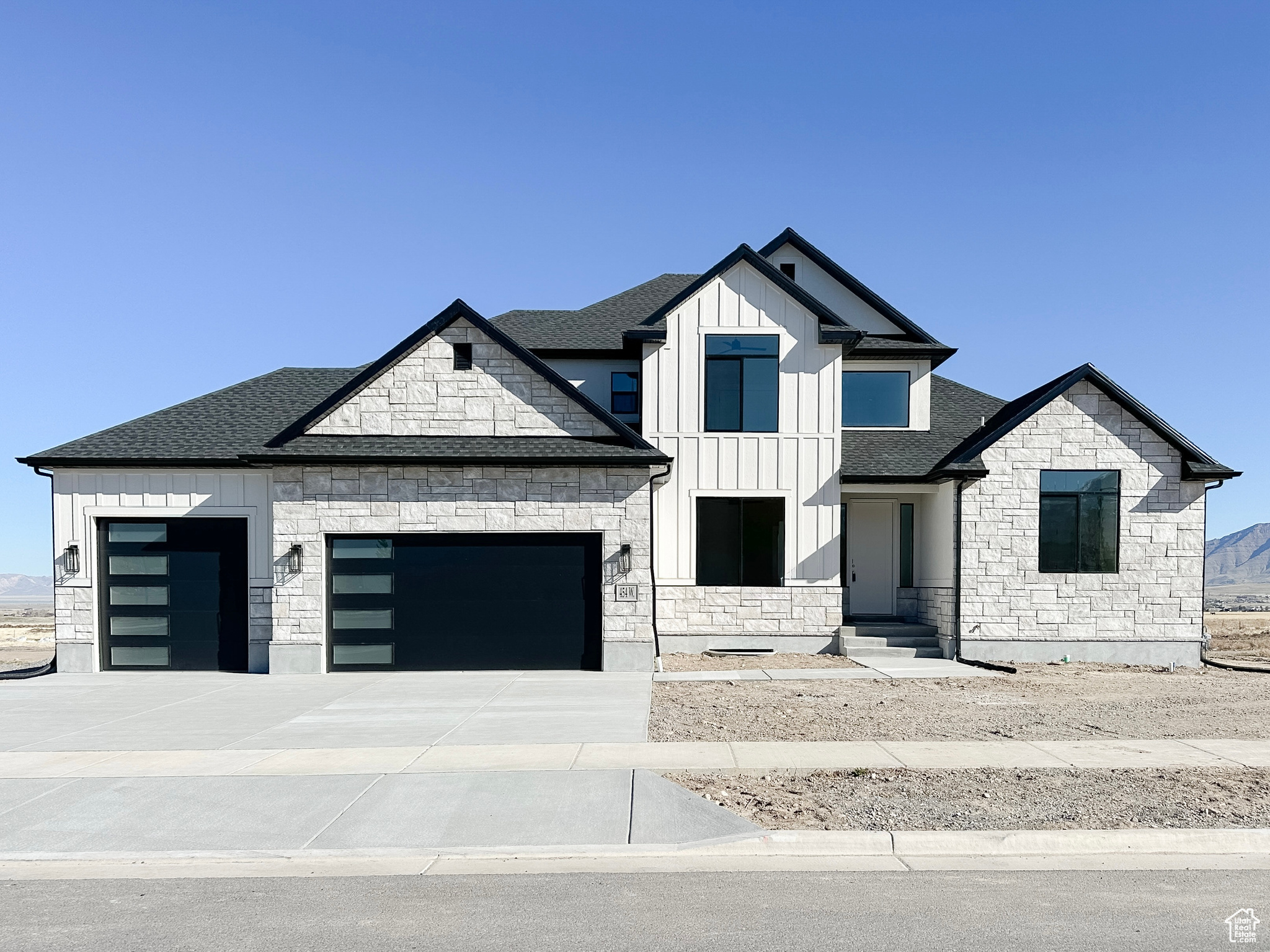 454 W 2520 N #325, Tooele, UT 84074 — photo 1