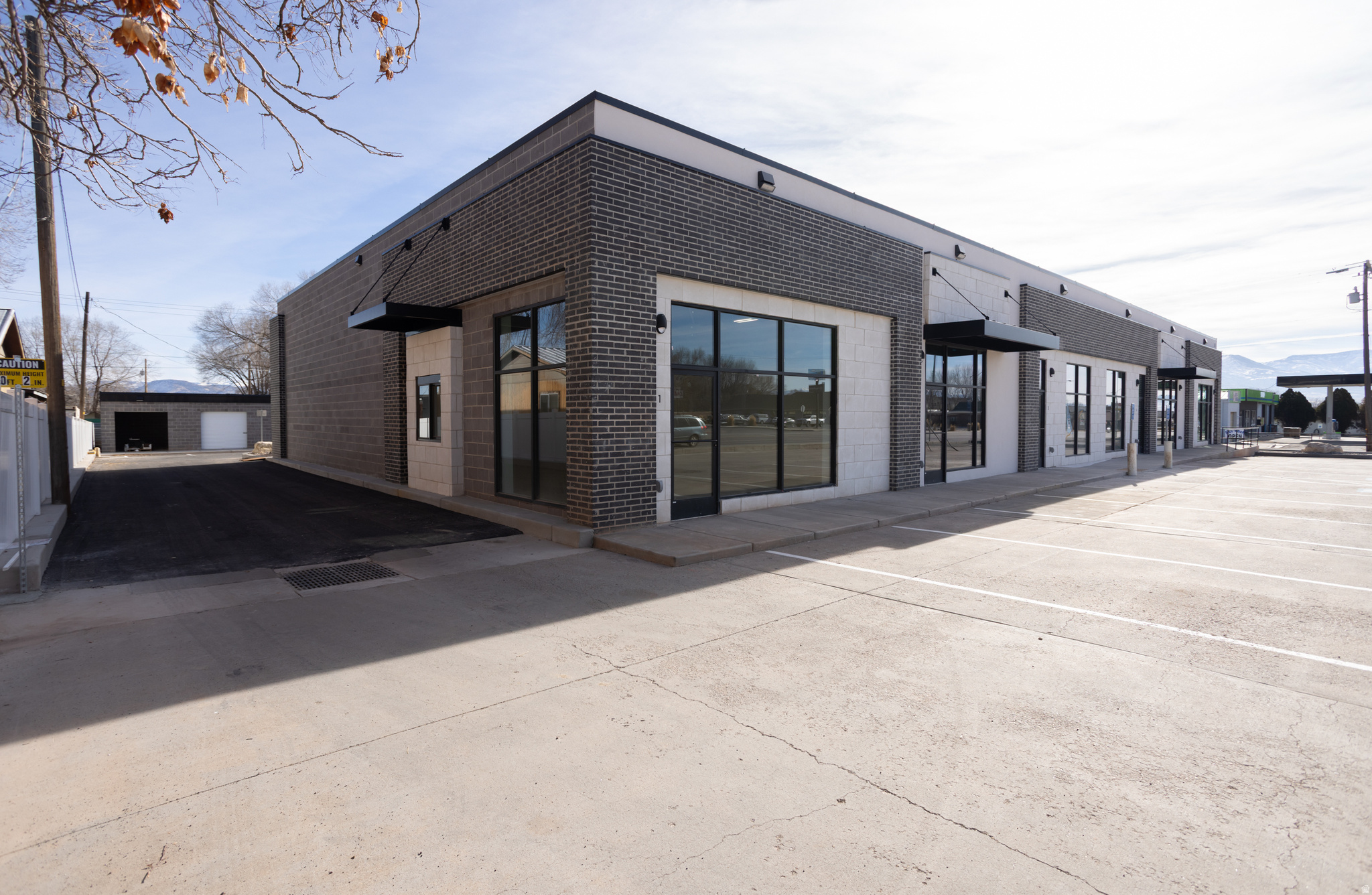 385 S MAIN ST, Richfield, UT 84701 — photo 1