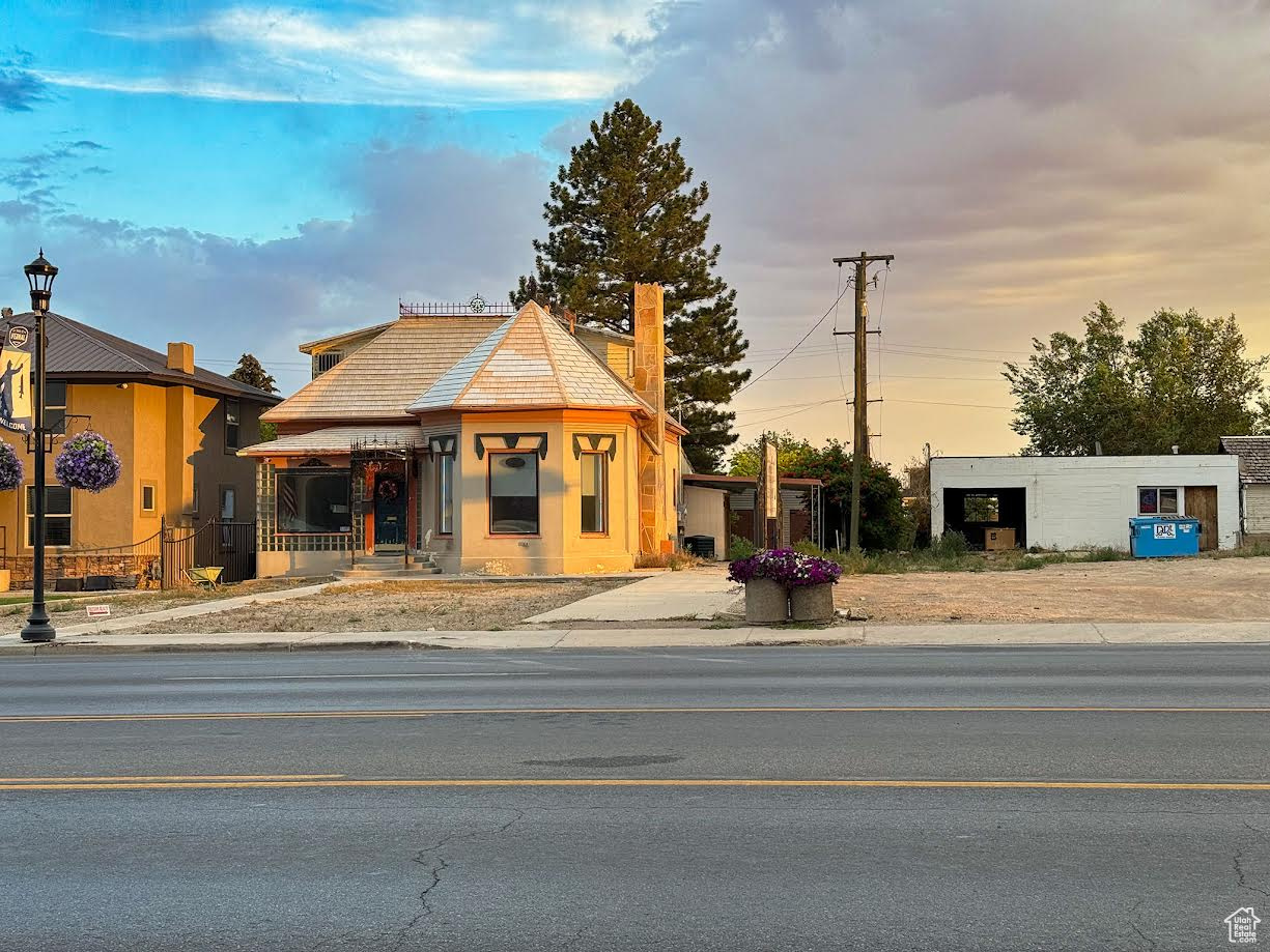 235 W MAIN ST, Vernal, UT 84078 — photo 1