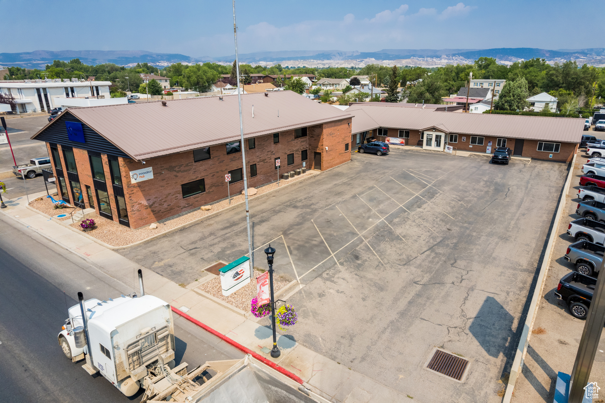 431 E MAIN, Vernal, UT 84078 — photo 1