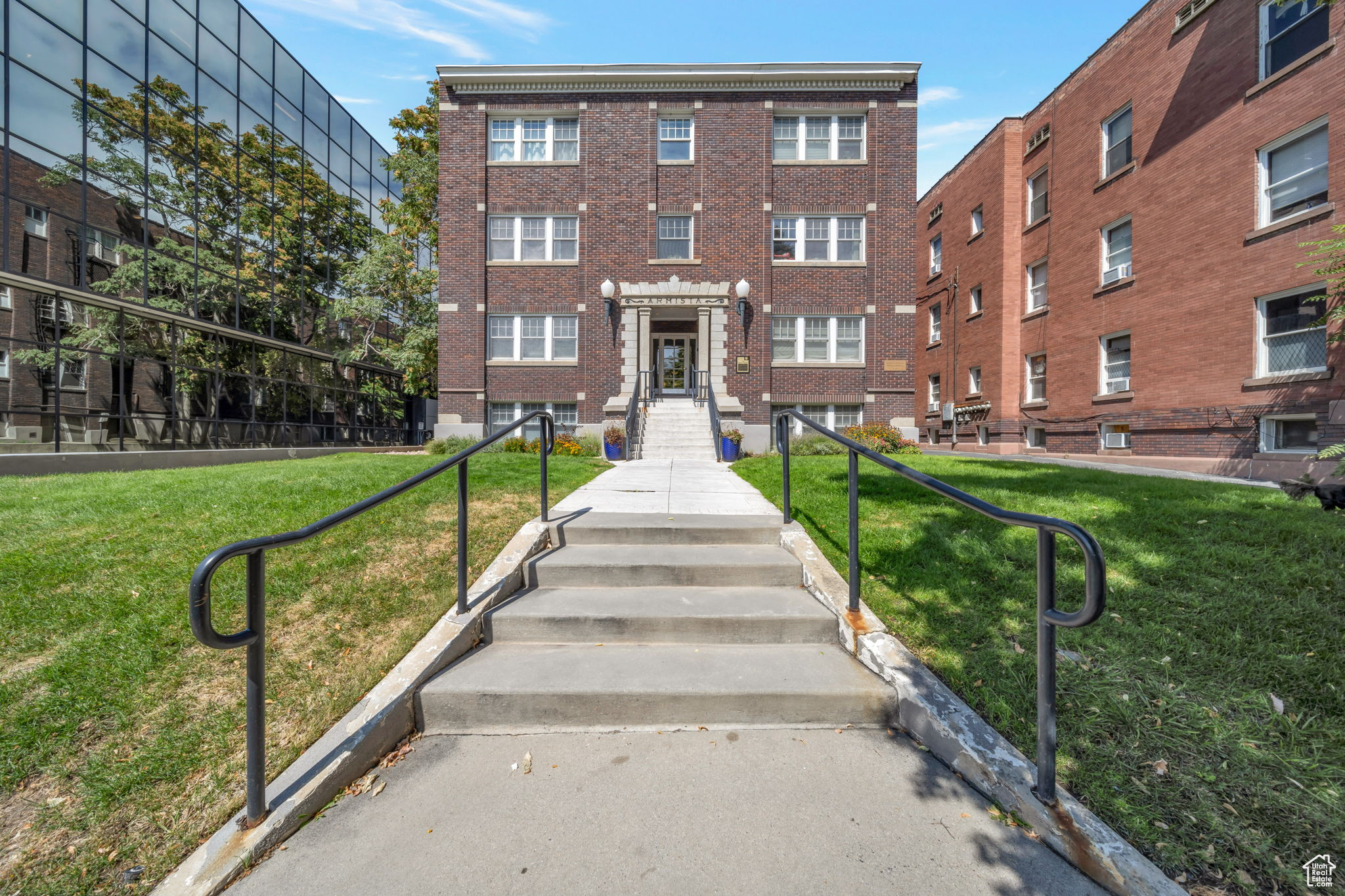 555 E 100 S #106, Salt Lake City, UT 84102 — photo 1