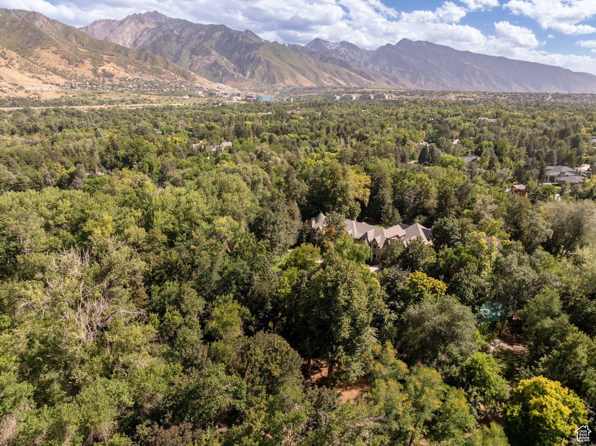 2318 E WALKER LN, Holladay, UT 84117 — photo 1