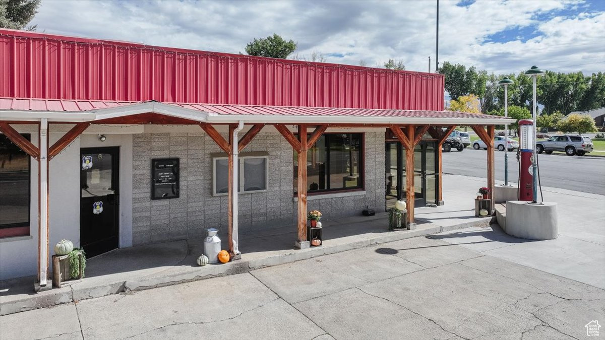 8990 S 0200 W, Paradise, UT 84328 — photo 1