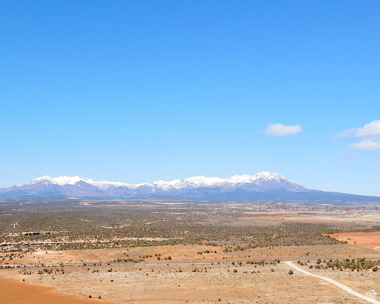 113 S AVIKAN HILLS DR, Blanding, UT 84511 — photo 1
