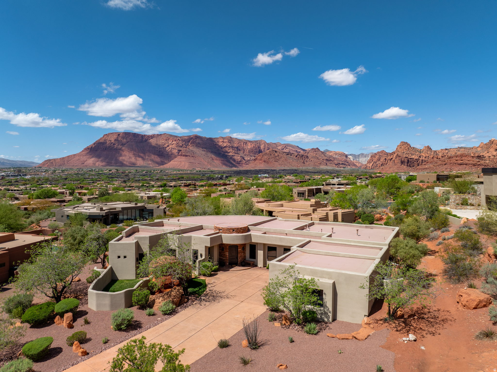2226 W LOMAKI CIR, St. George, UT 84770 — photo 1
