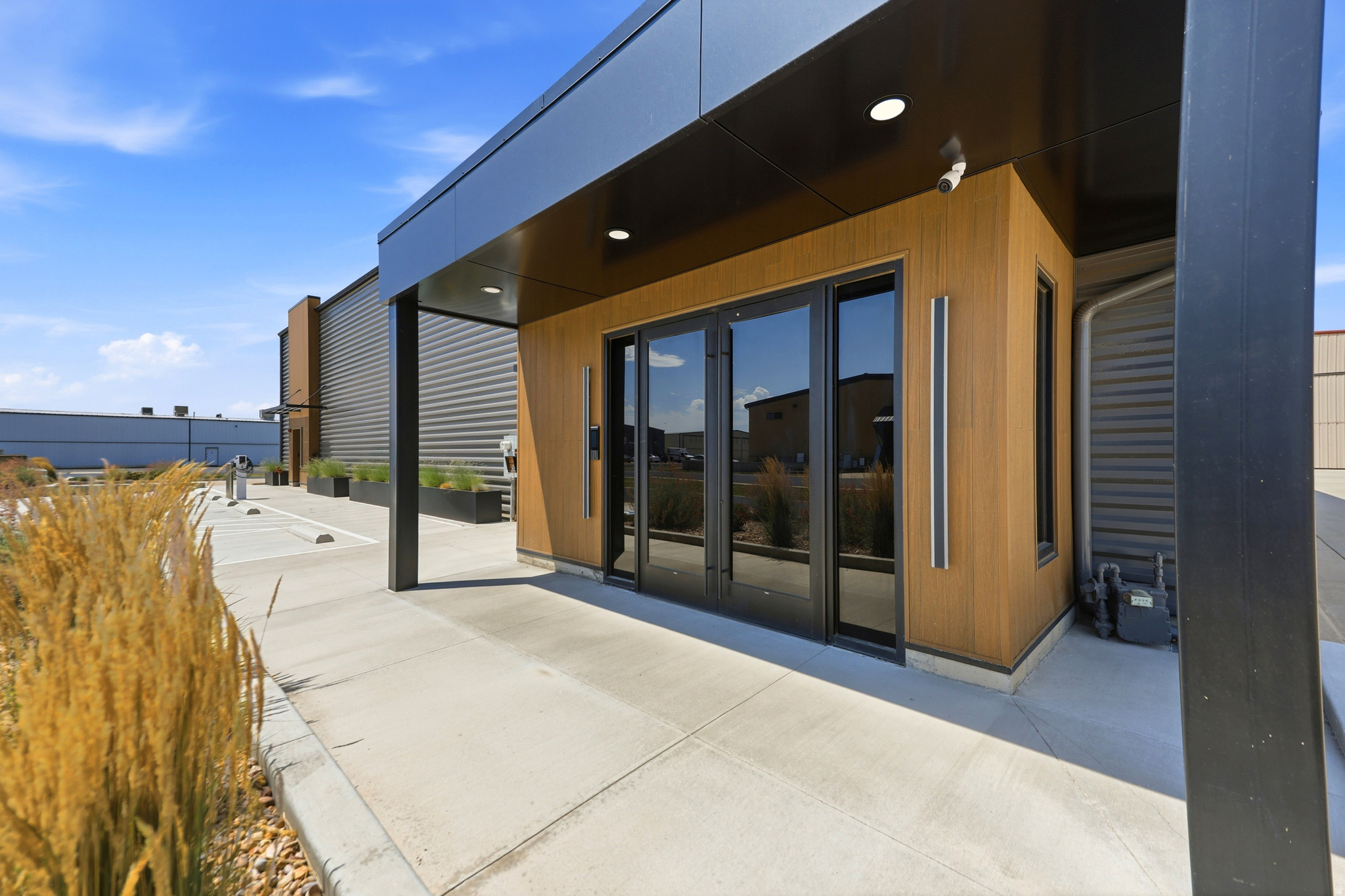 1630 W 2225 S, Woods Cross, UT 84087 — photo 1