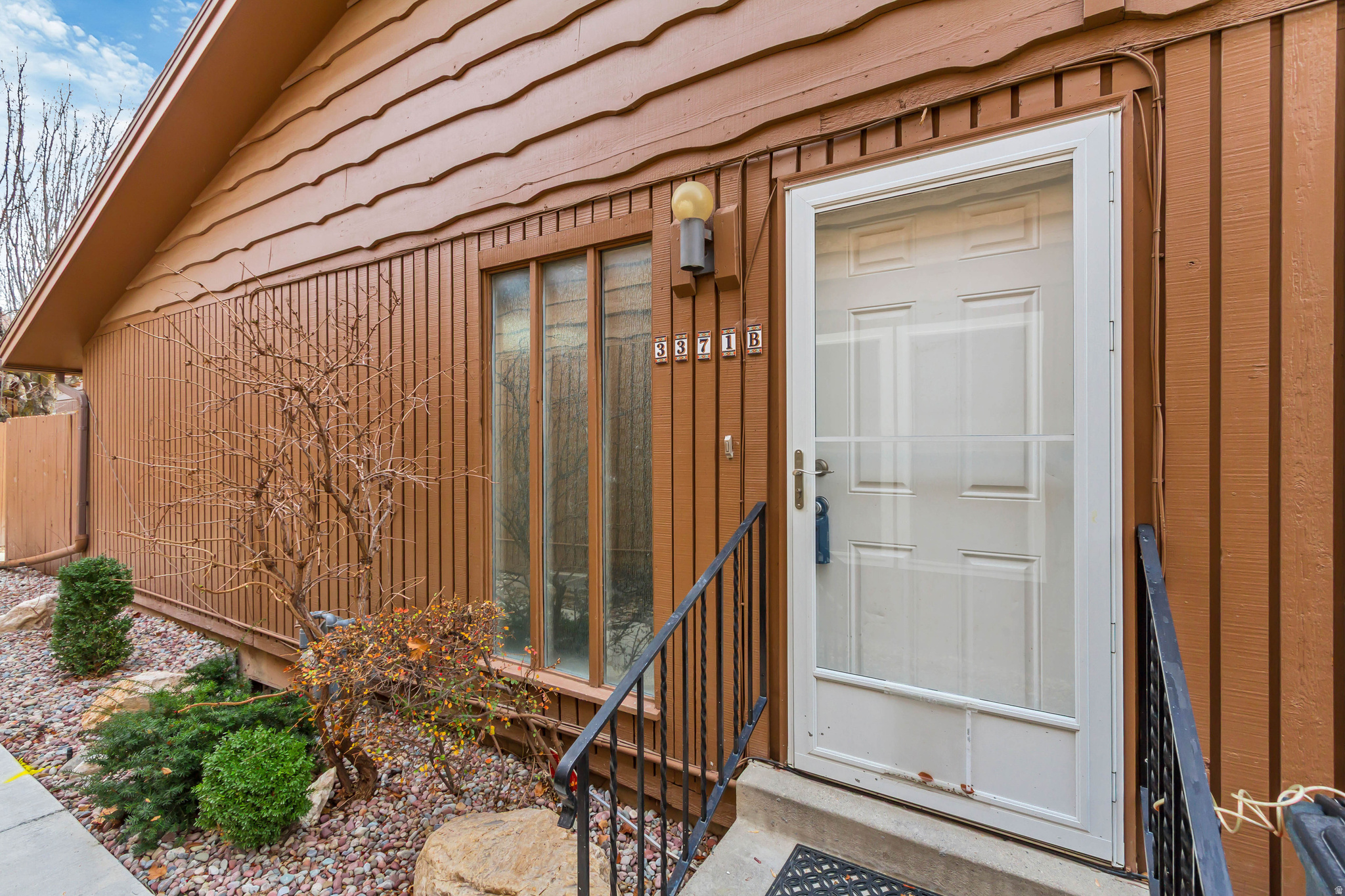 3371 S HONEYCUT RD #B, Millcreek, UT 84106 — photo 1