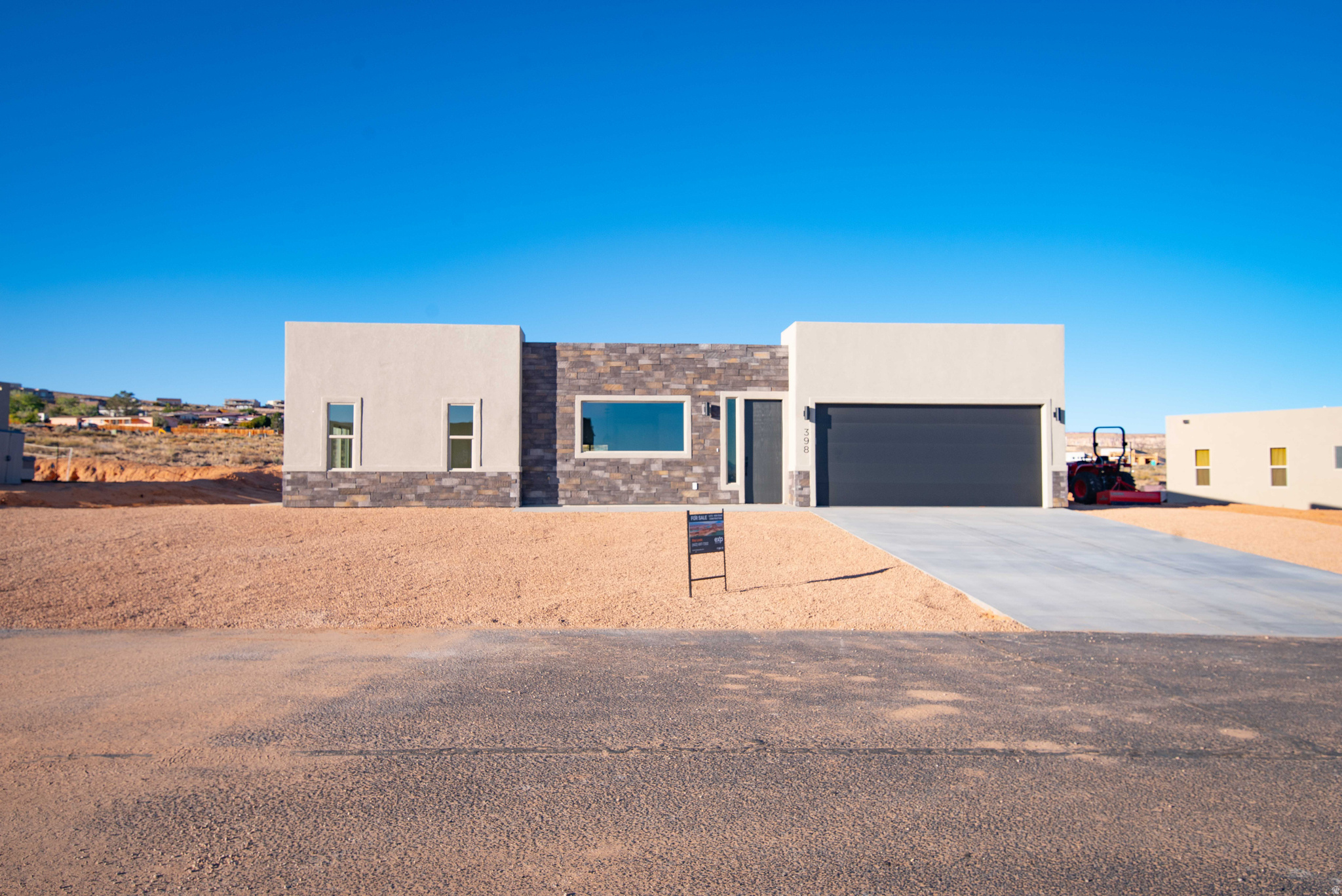 112  SHOPPMAN  #60, Page, AZ 86040 — photo 1