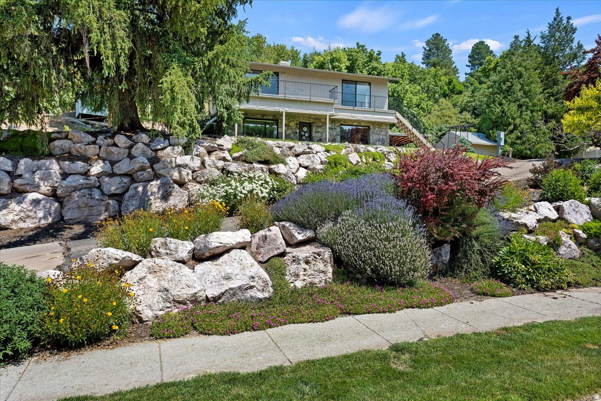 2391 KAYS CREEK DR, Layton, UT 84040 — photo 1