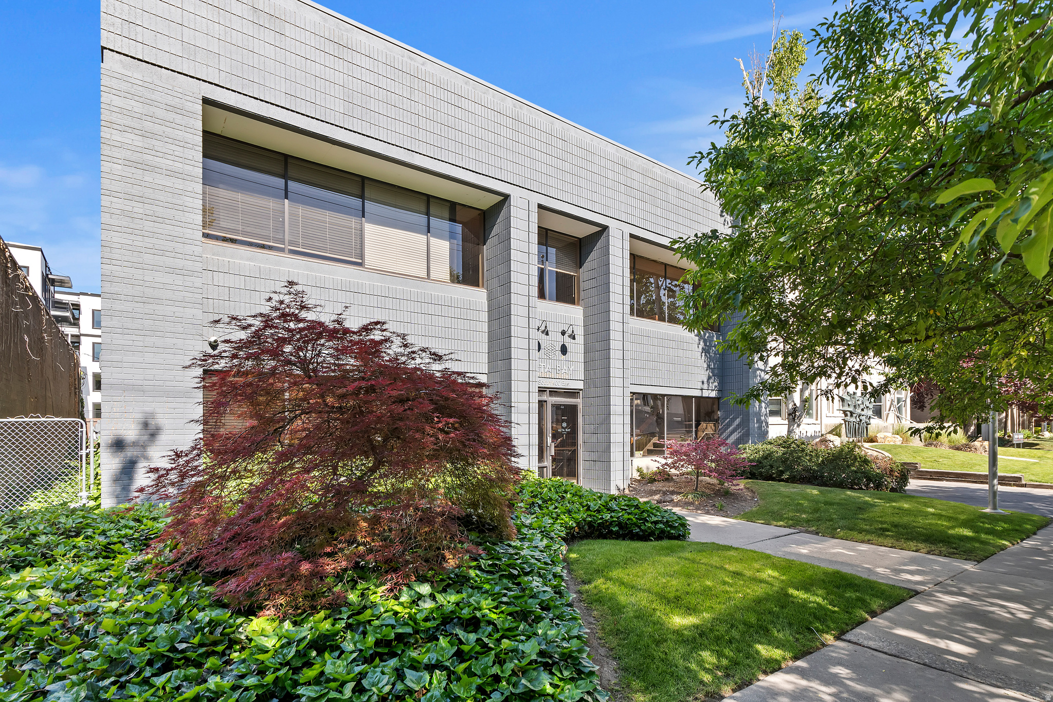 466 S 400 E, Salt Lake City, UT 84111 — photo 1