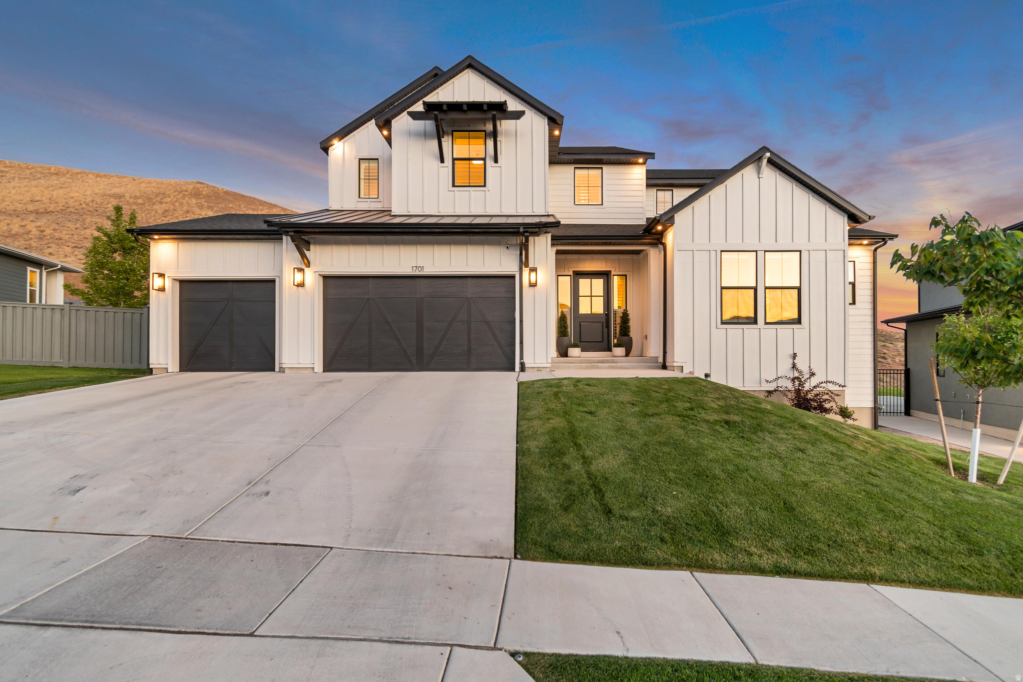 1701 W OAKRIDGE CIR, Lehi, UT 84043 — photo 1