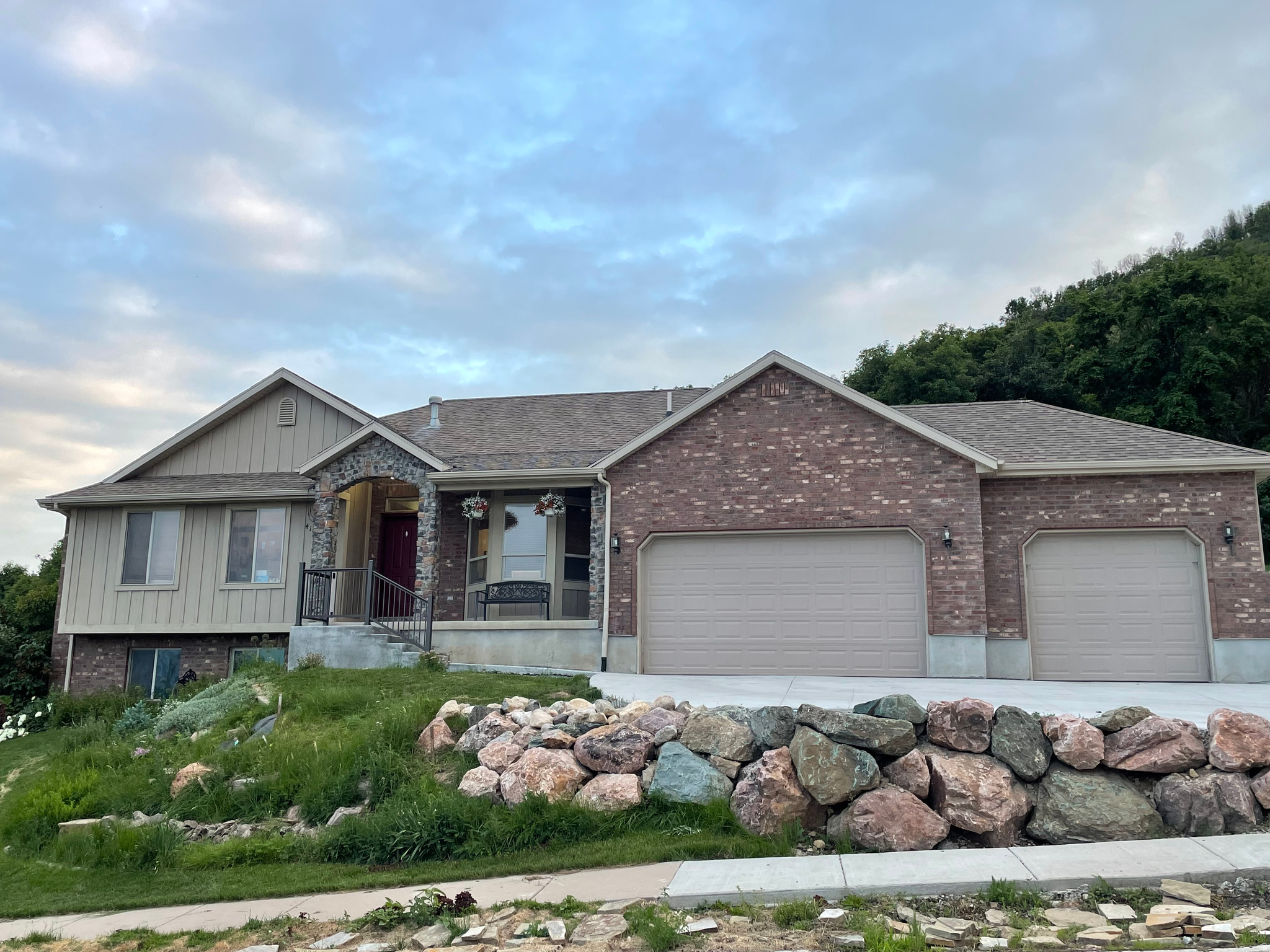 414 JUNIPER CT, Wellsville, UT 84339 — photo 1
