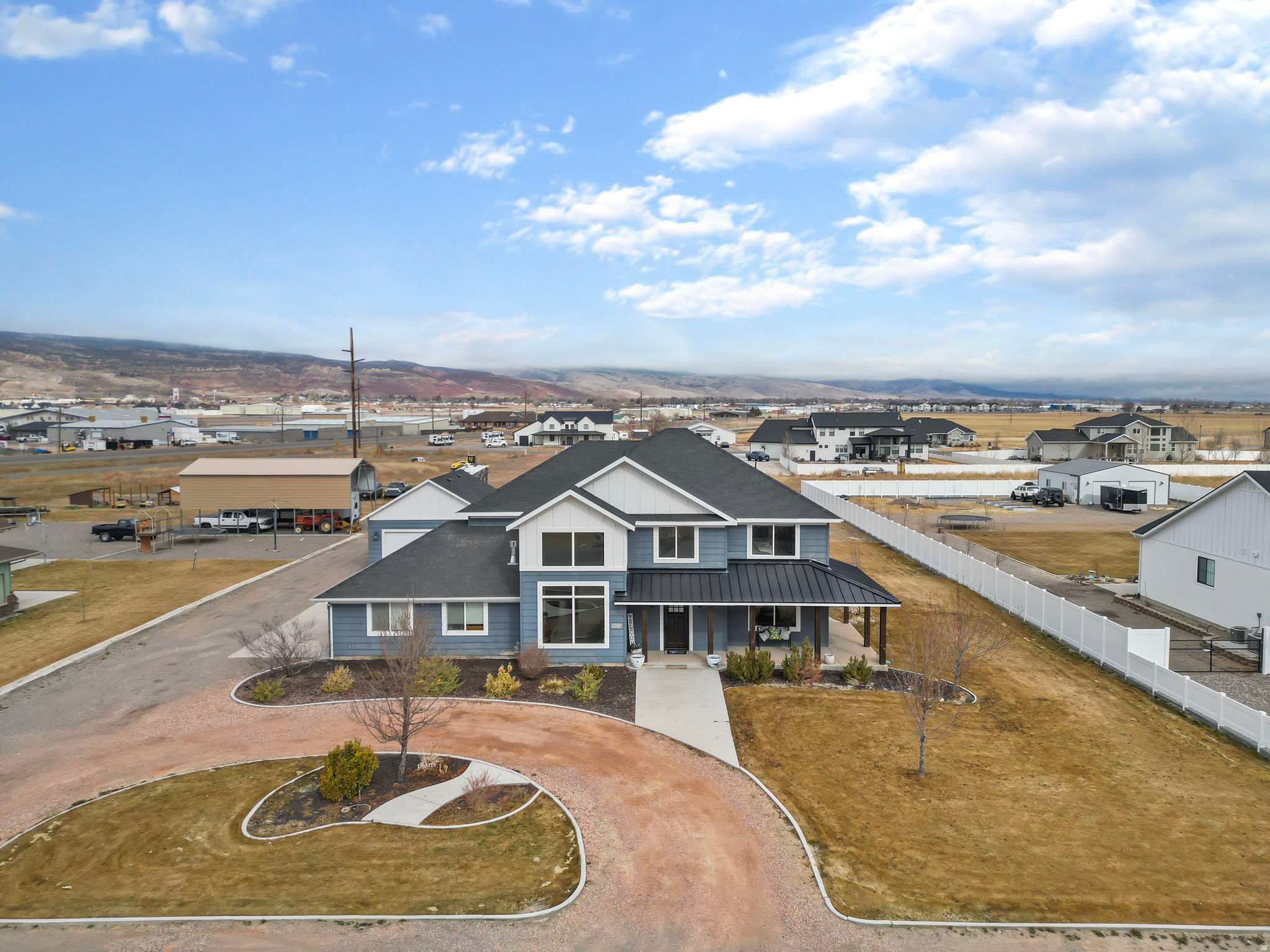 472 W 2300 S, Richfield, UT 84701 — photo 1