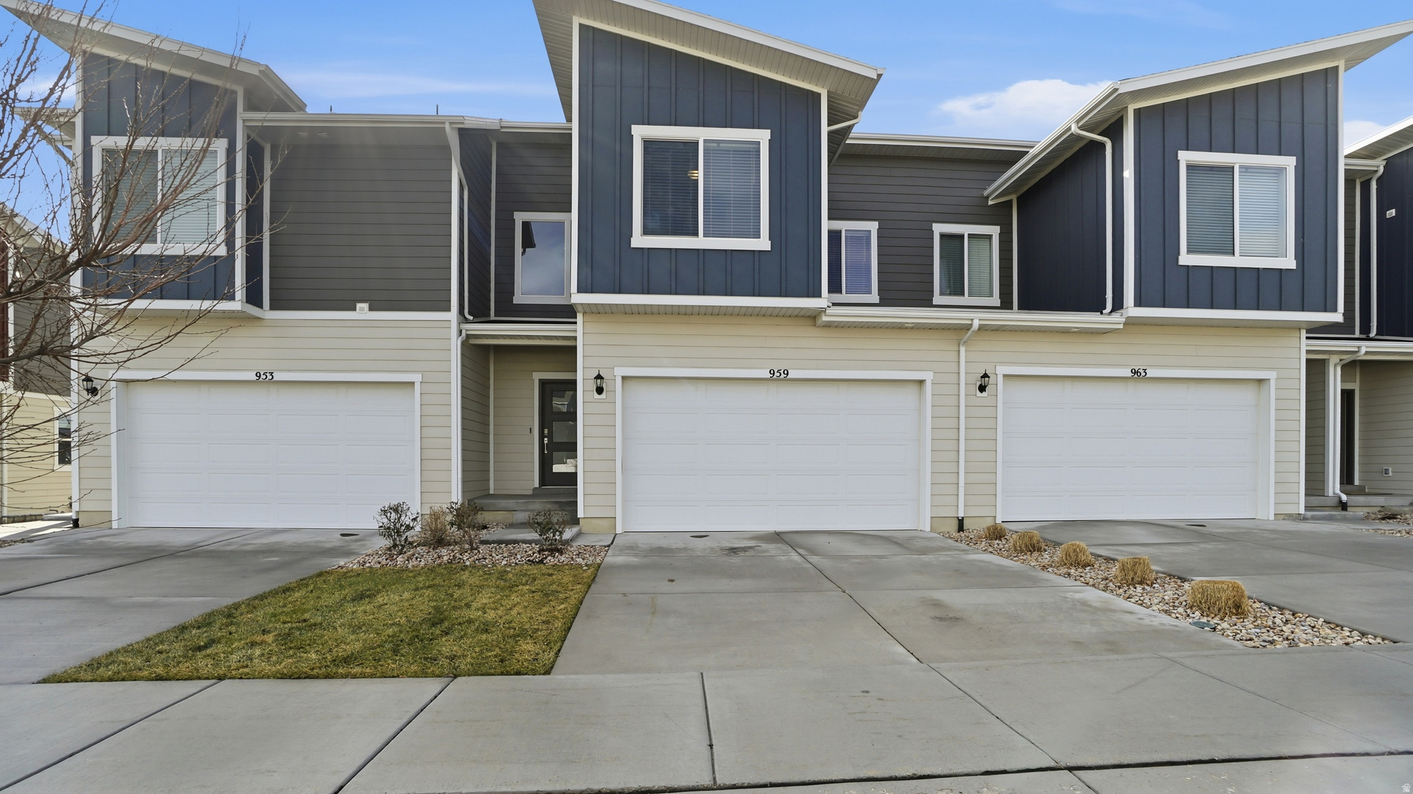 959 W LUCKY CLOVER DR, Saratoga Springs, UT 84045 — photo 1