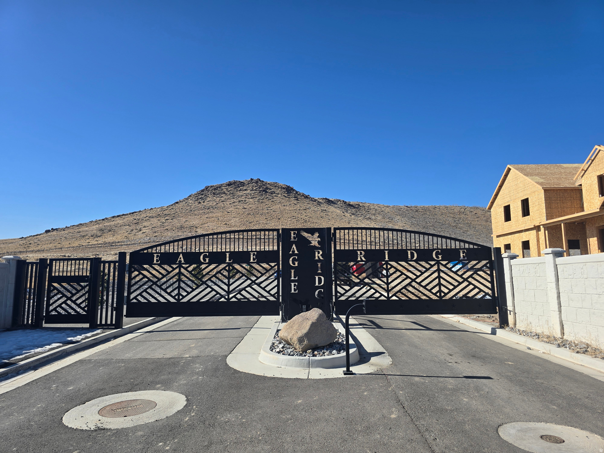9759 N EAGLE CV, Eagle Mountain, UT 84005 — photo 1