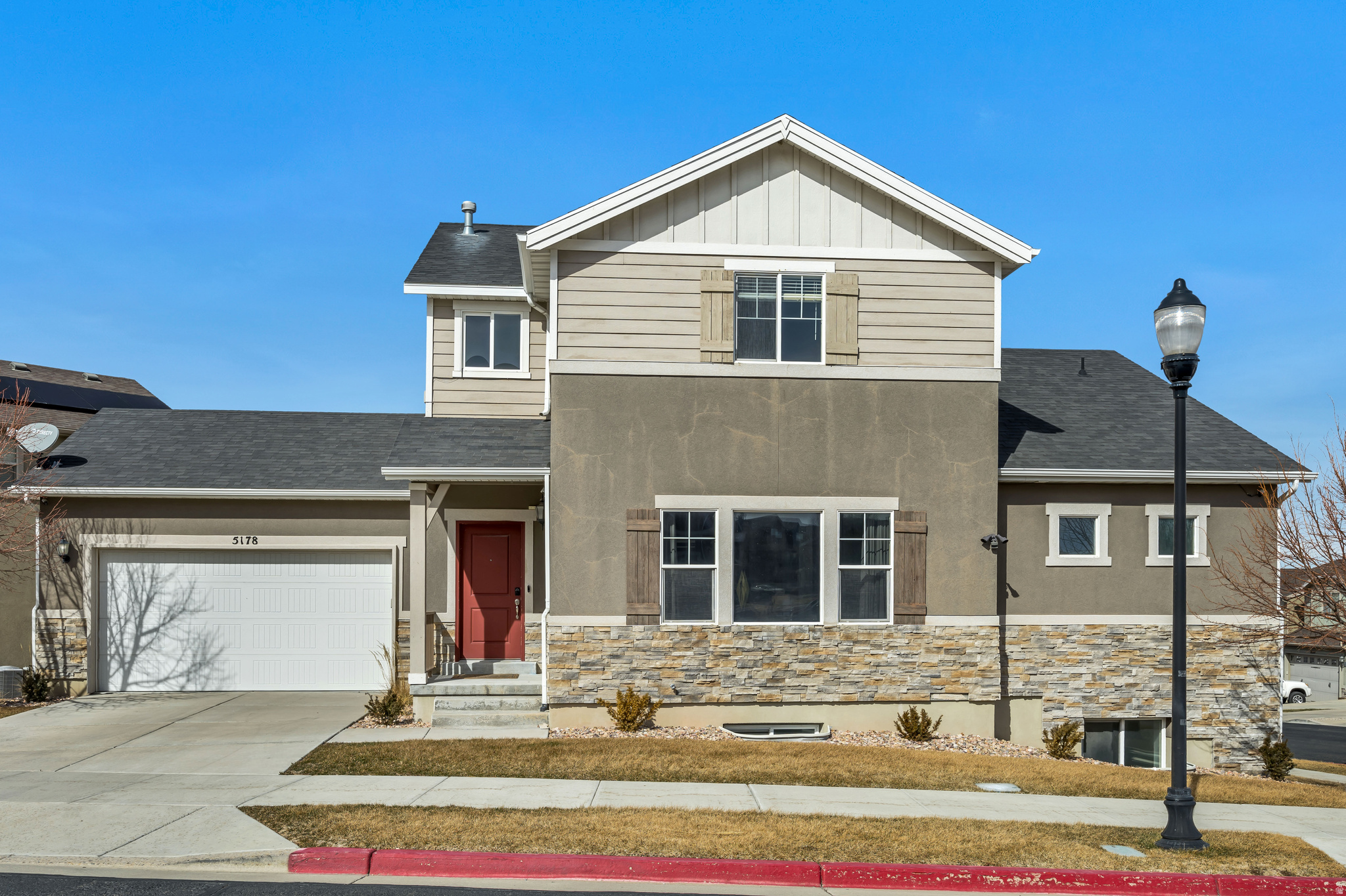 5178 W HEDGEROSE DR, Herriman, UT 84096 — photo 1