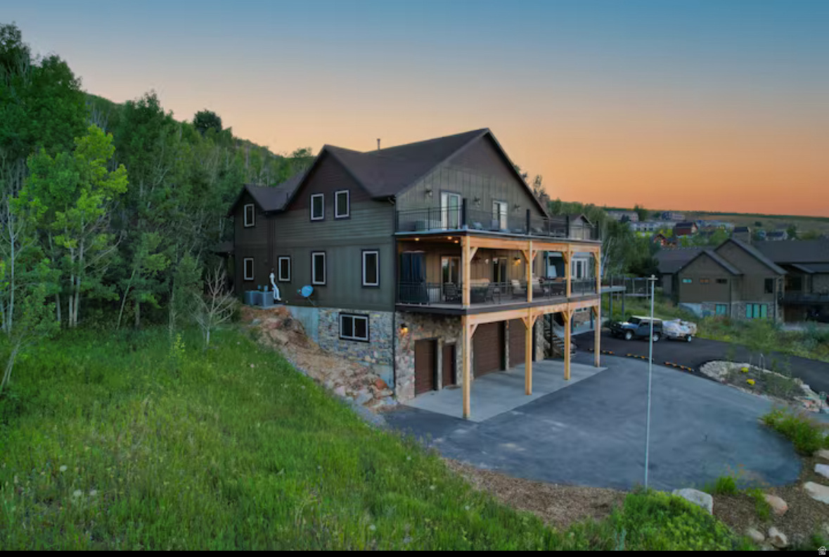 705 N LOCHWOOD VW, Garden City, UT 84028 — photo 1